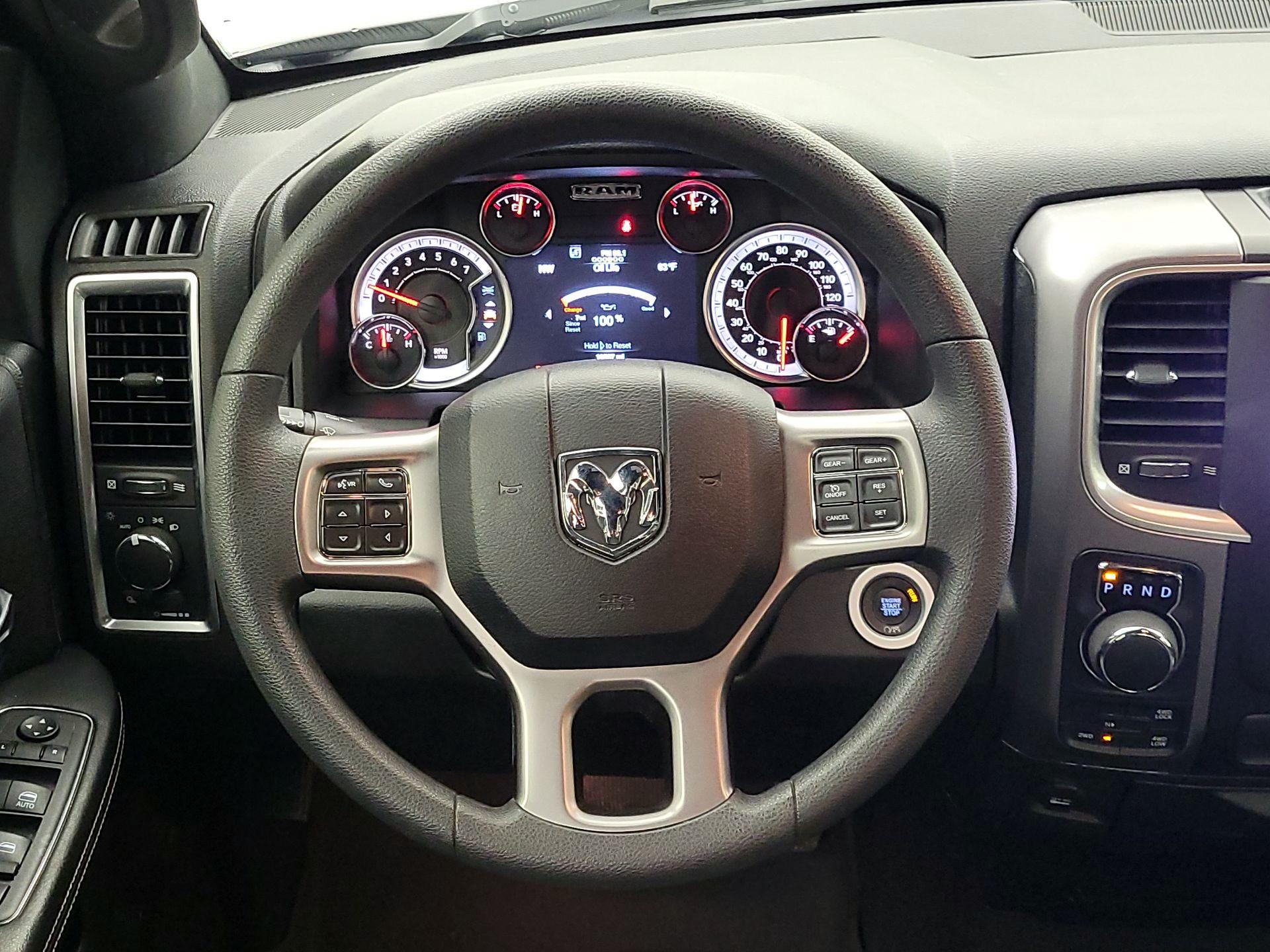 Thumbnail: 2022 RAM 1500 Classic - 10