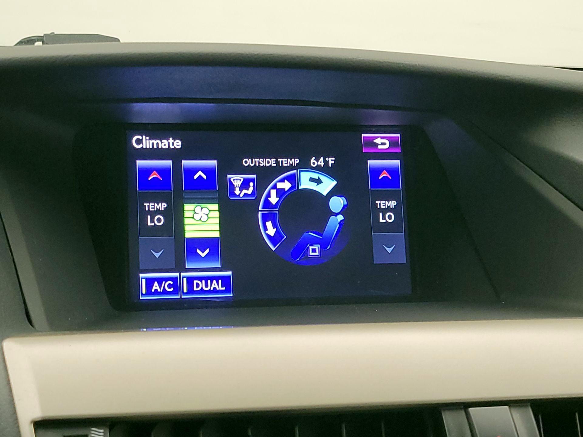Thumbnail: 2015 Lexus RX - 17