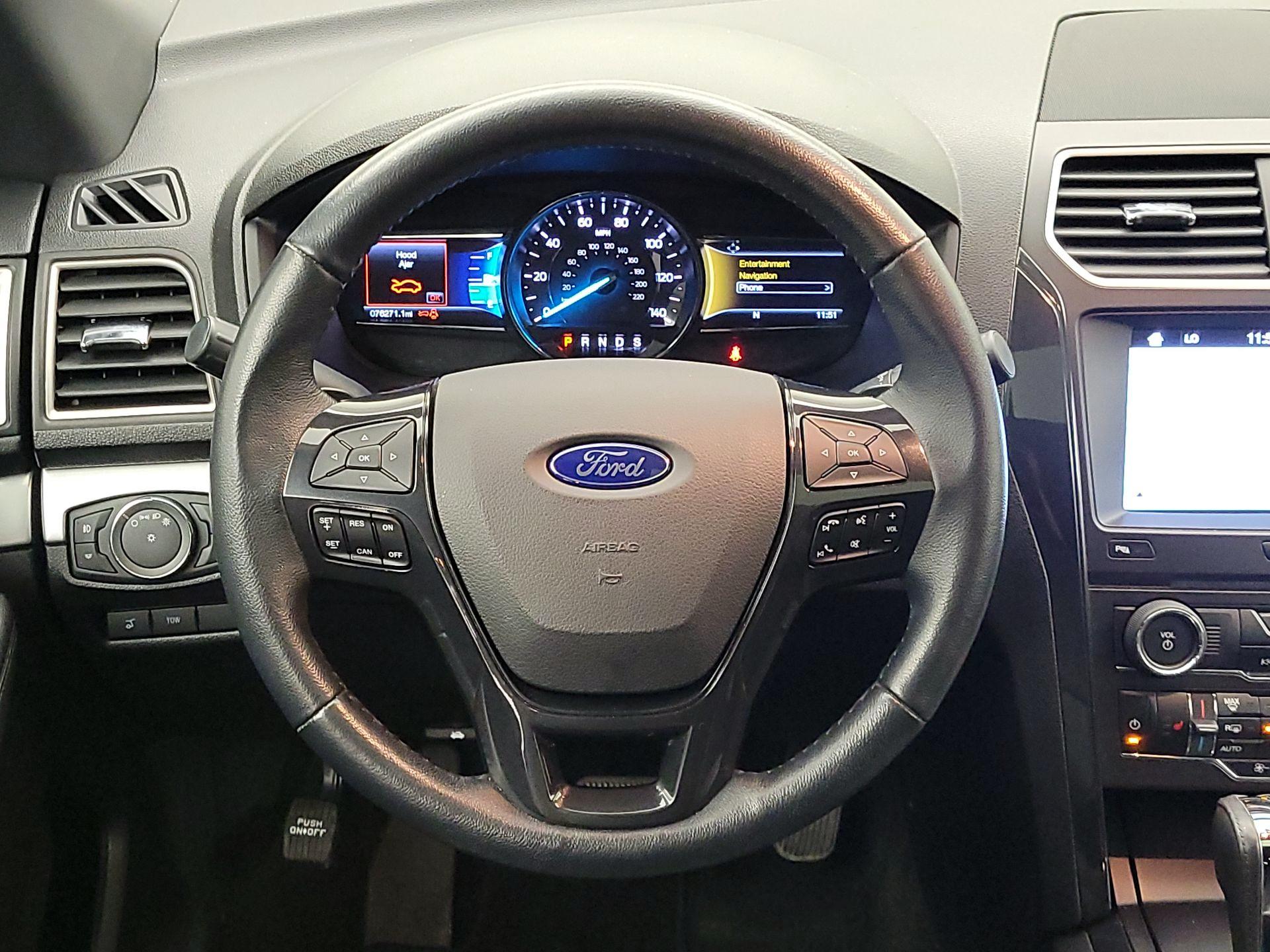 Thumbnail: 2017 Ford Explorer - 10