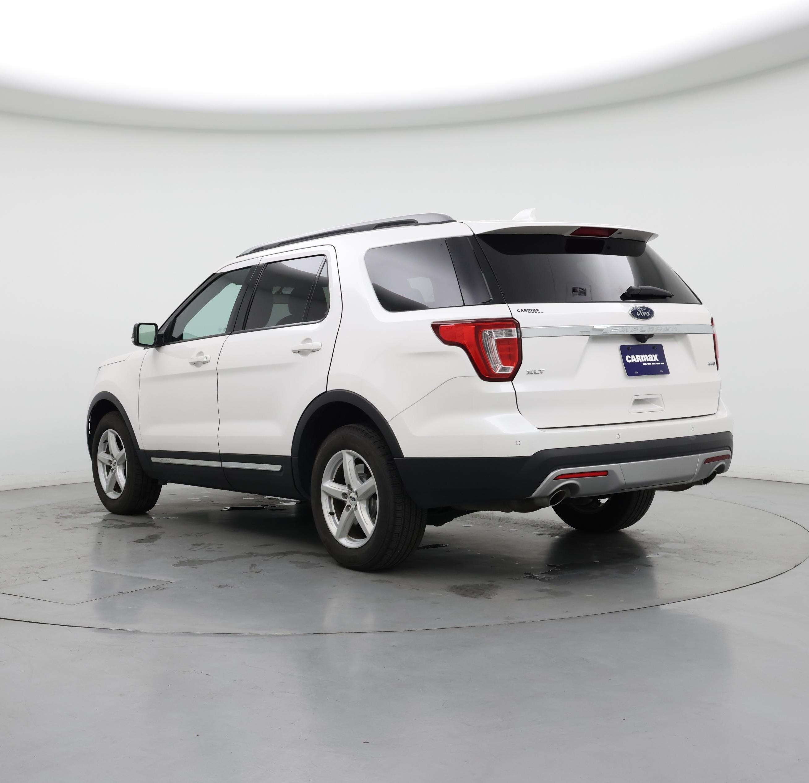 Thumbnail: 2017 Ford Explorer - 2