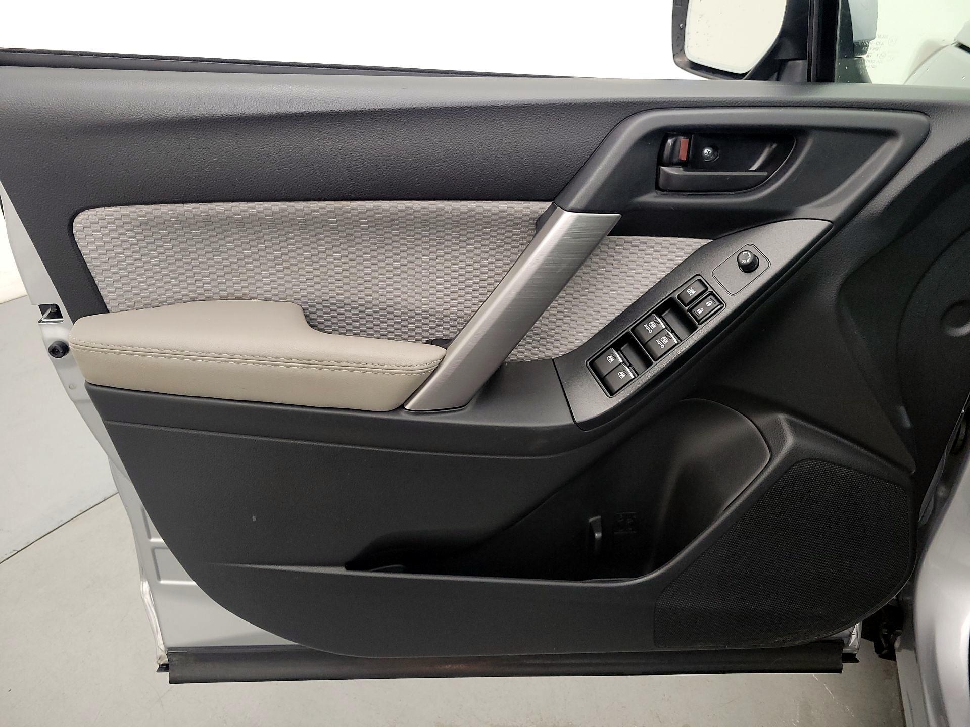 Thumbnail: 2018 Subaru Forester - 12