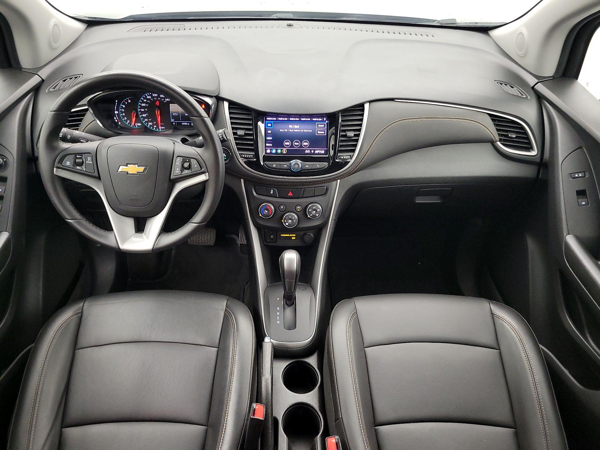 Thumbnail: 2022 Chevrolet Trax - 9