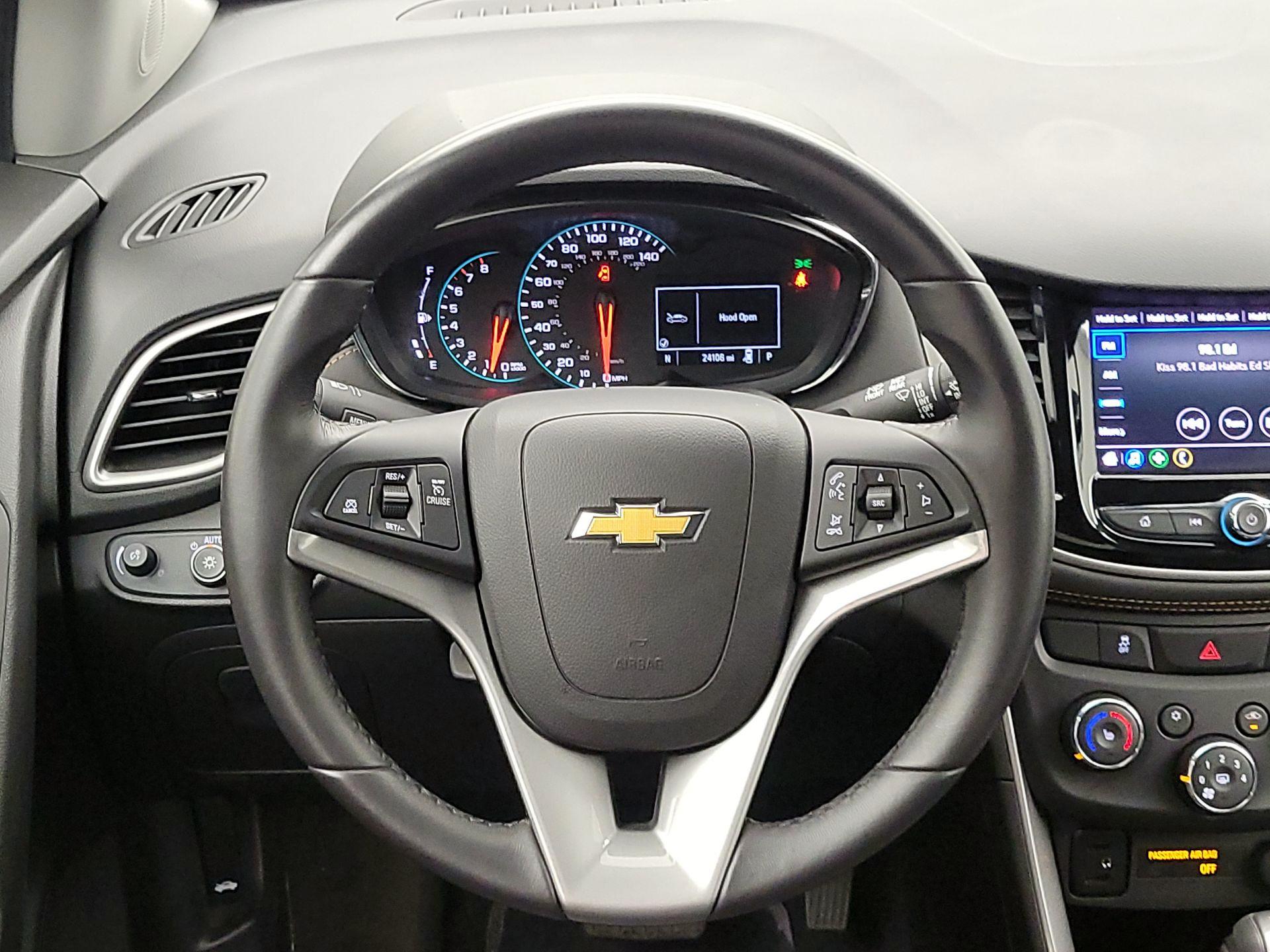 Thumbnail: 2022 Chevrolet Trax - 10