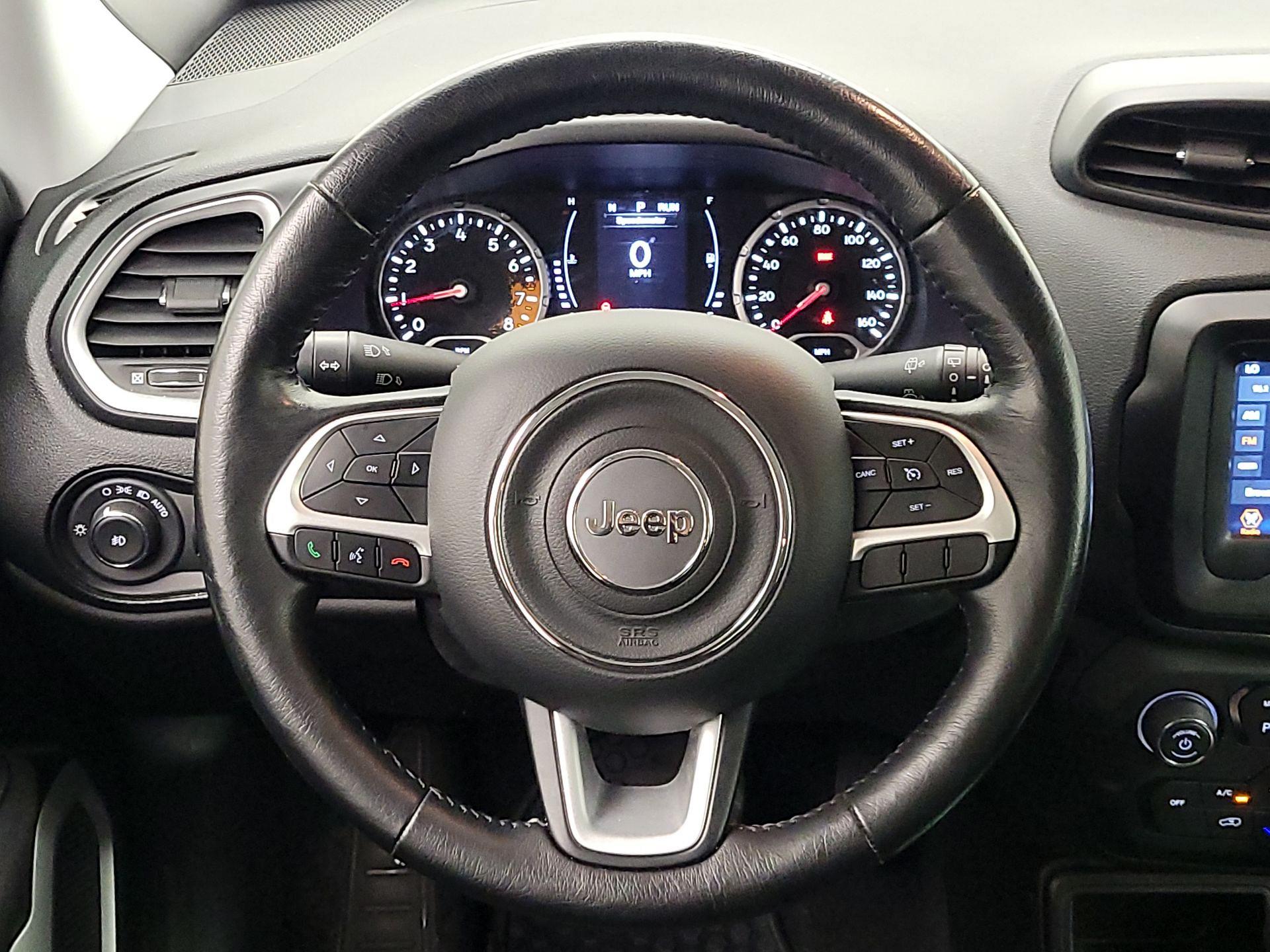 Thumbnail: 2018 Jeep Renegade - 10