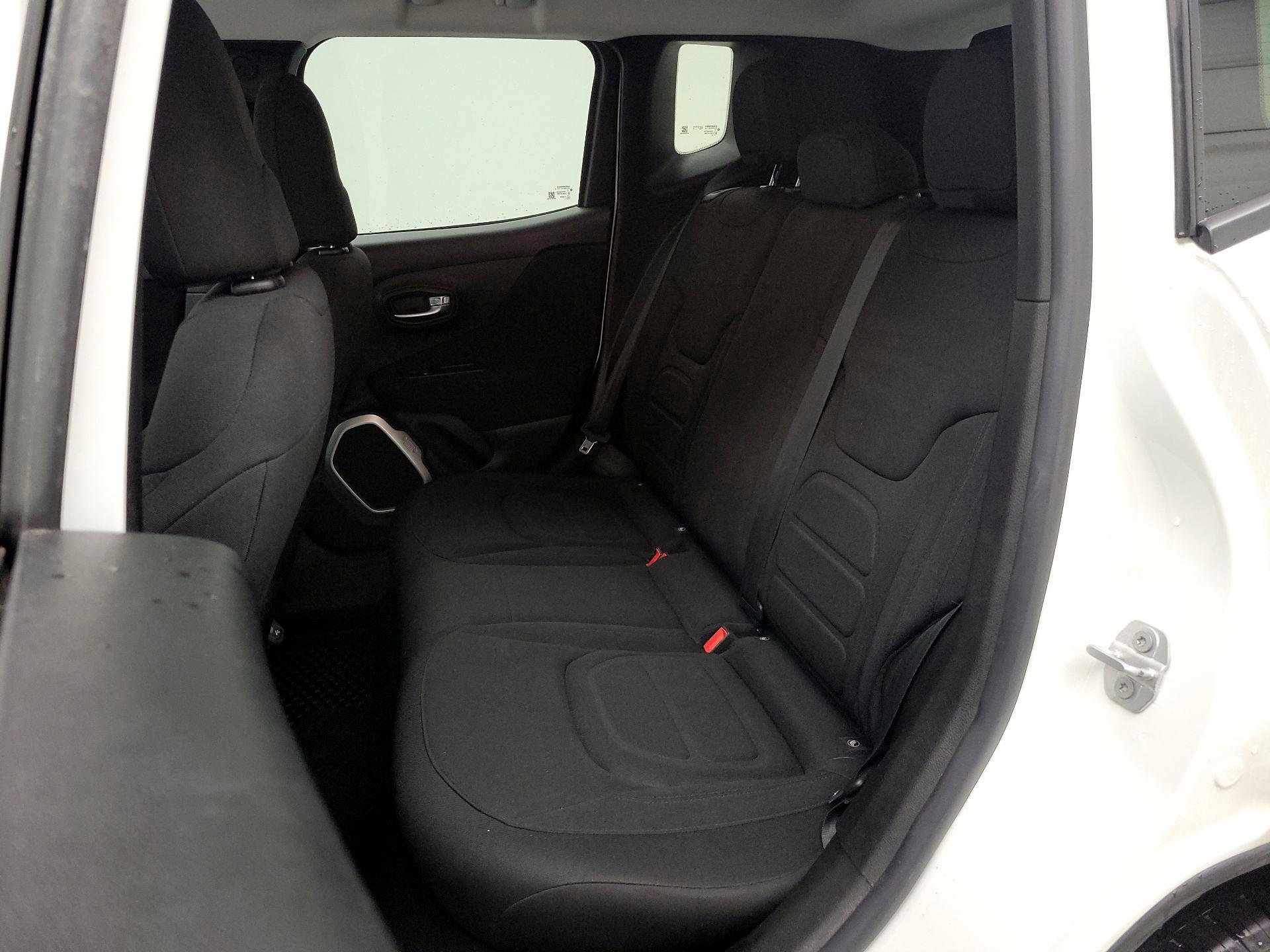 Thumbnail: 2018 Jeep Renegade - 19