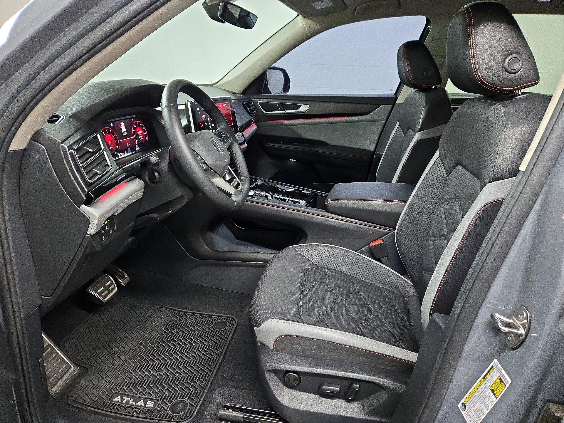 Thumbnail: 2024 Volkswagen Atlas - 11