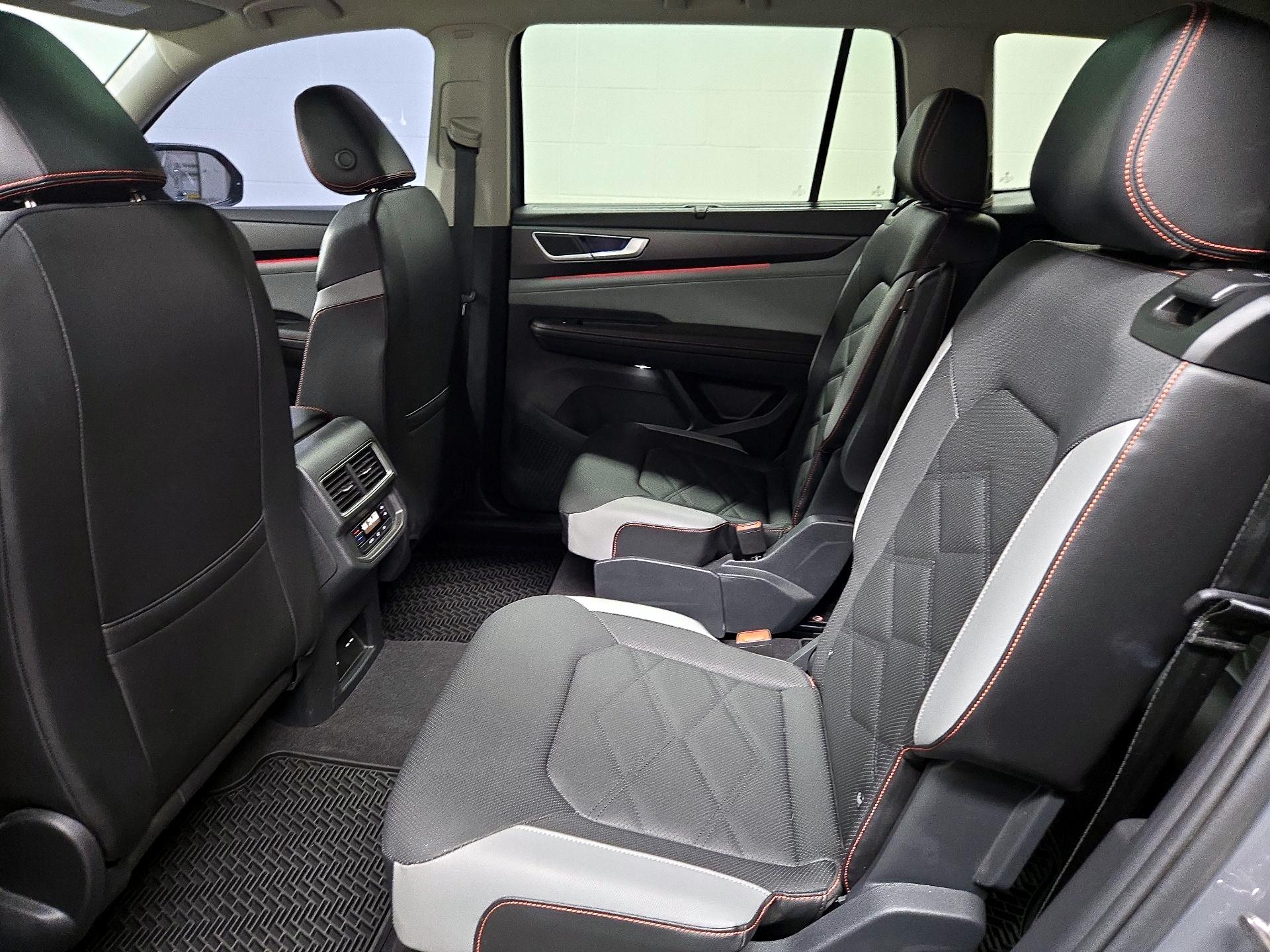 Thumbnail: 2024 Volkswagen Atlas - 20