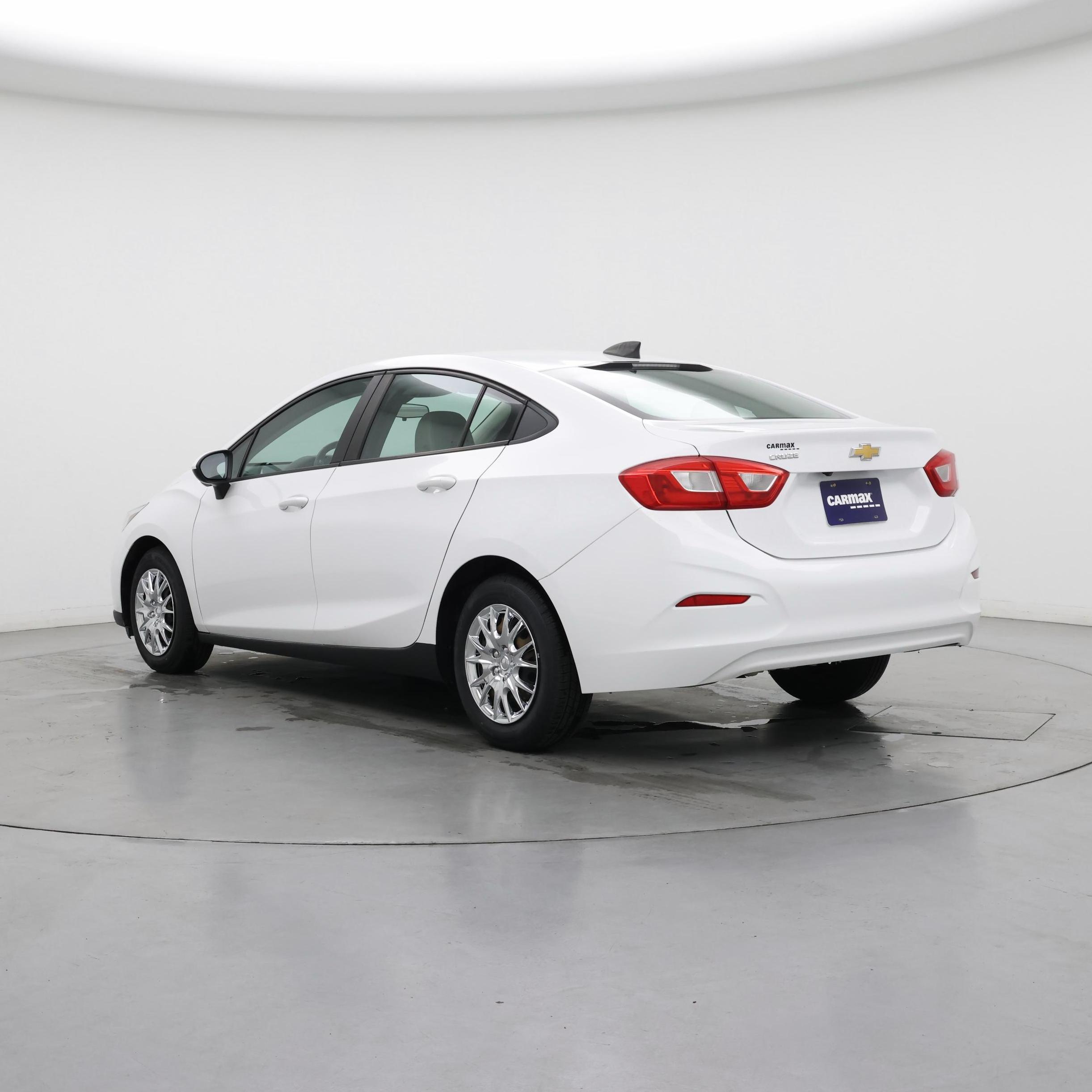 Thumbnail: 2016 Chevrolet Cruze - 2