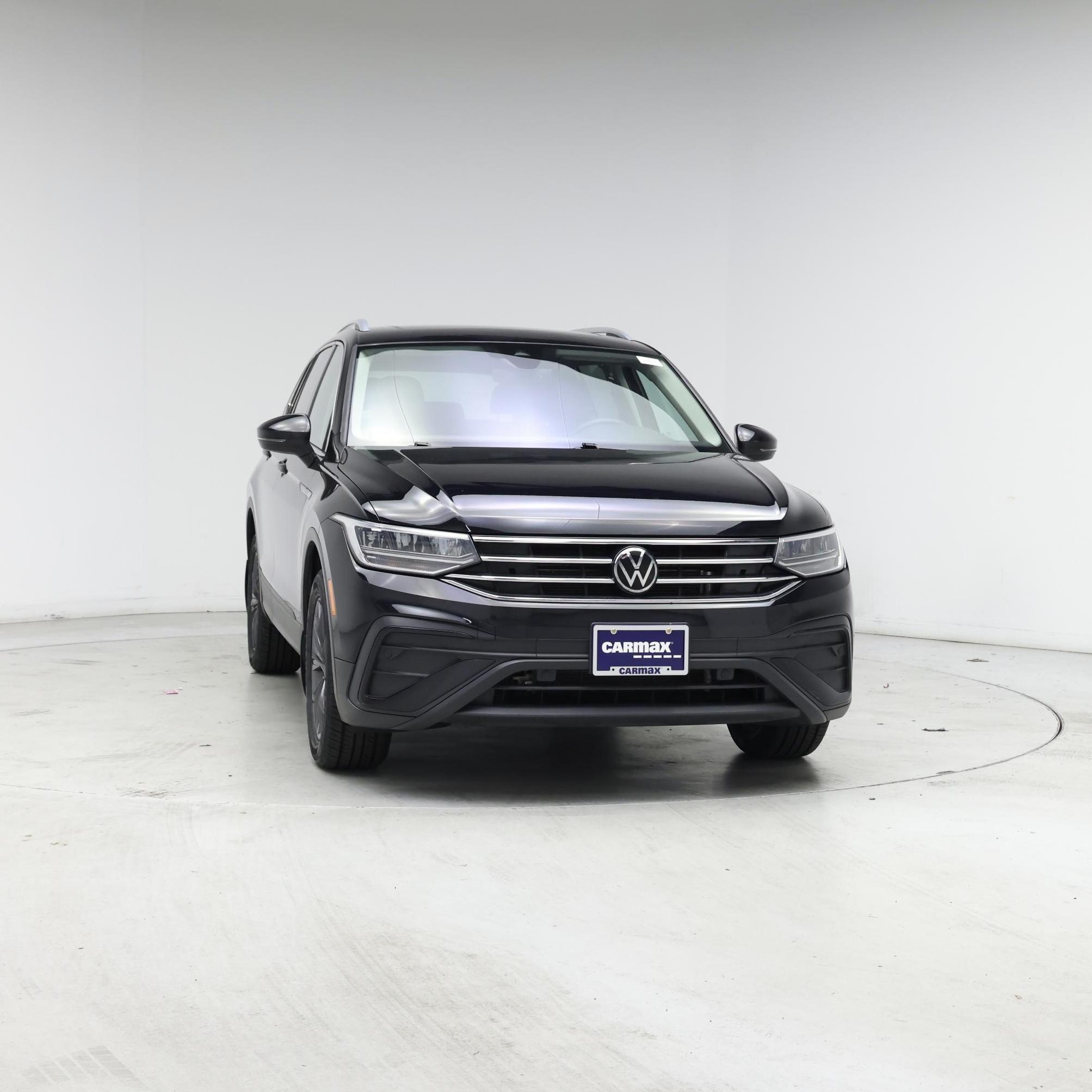Thumbnail: 2022 Volkswagen Tiguan - 5