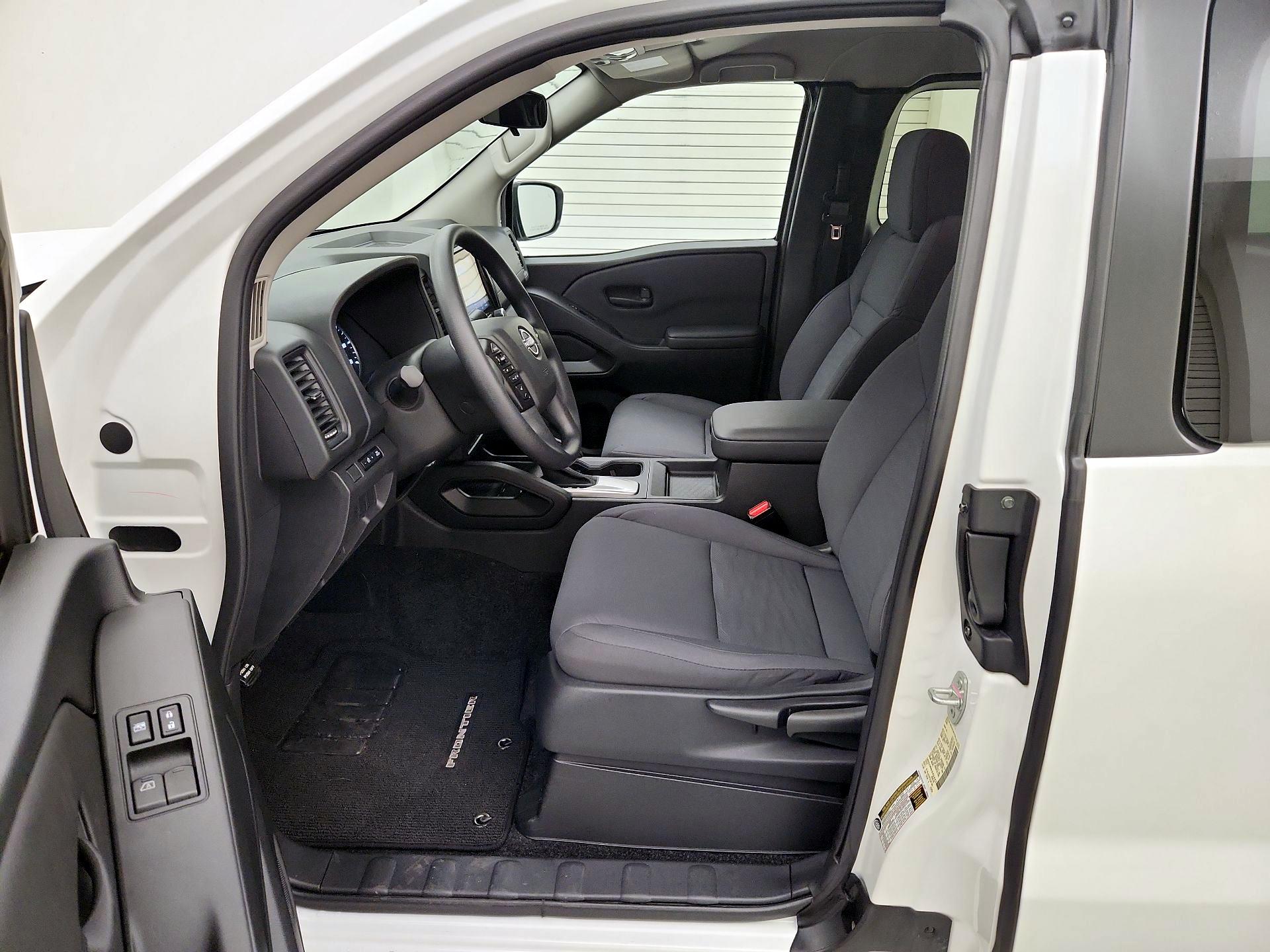 Thumbnail: 2023 Nissan Frontier - 11