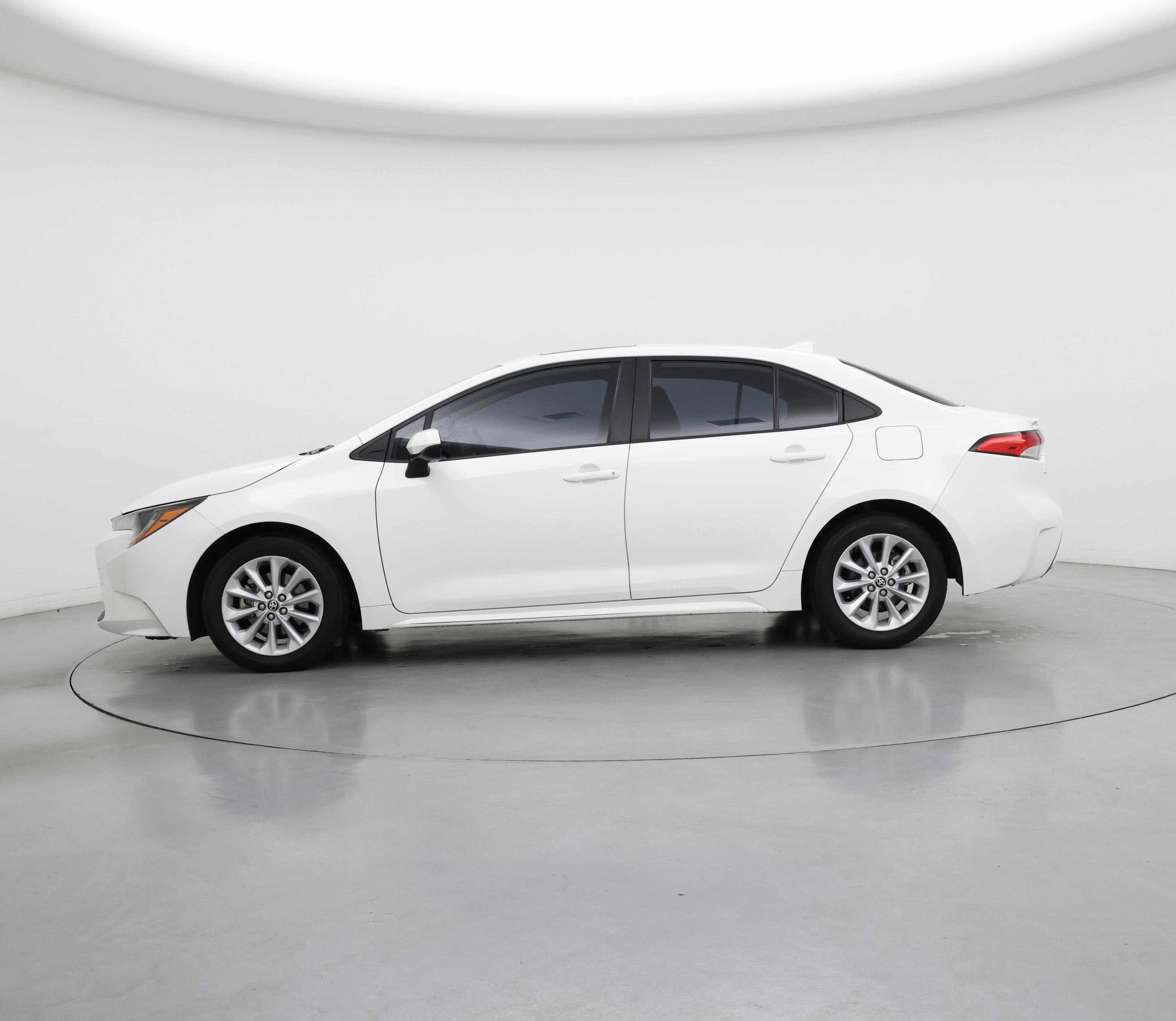 Thumbnail: 2022 Toyota Corolla - 3
