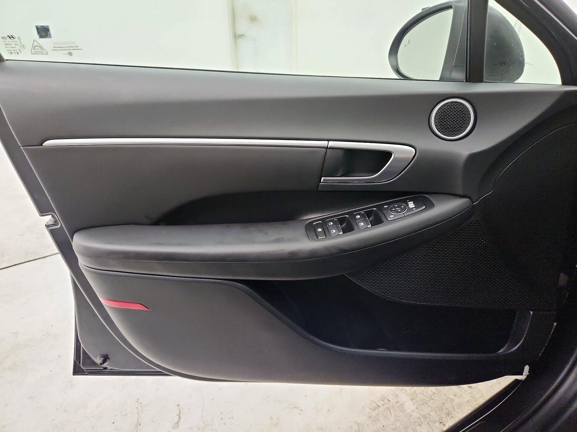 Thumbnail: 2023 Hyundai Sonata - 12