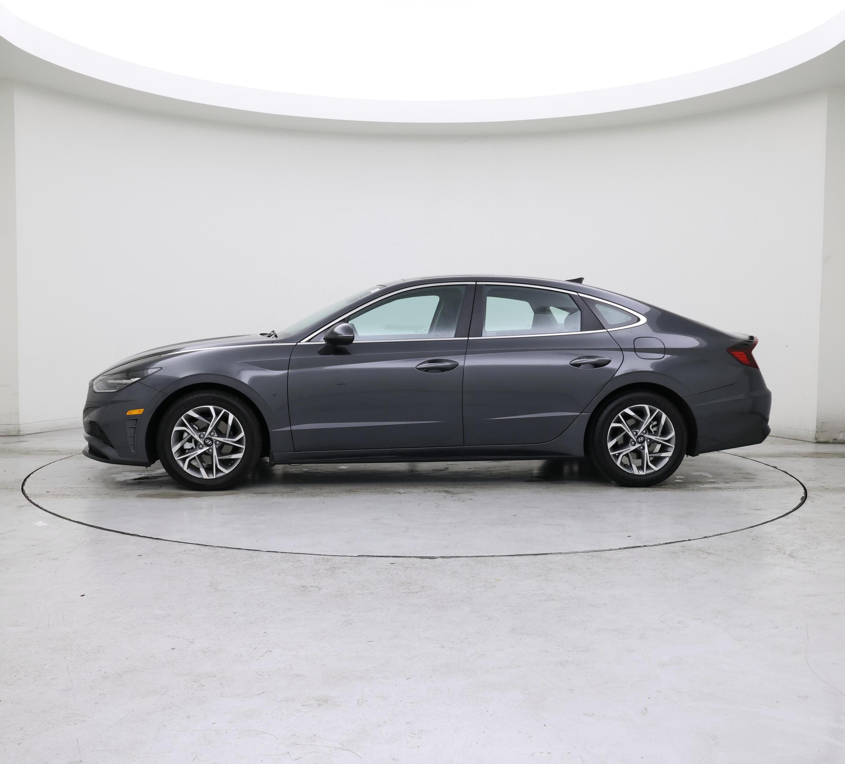 Thumbnail: 2023 Hyundai Sonata - 3