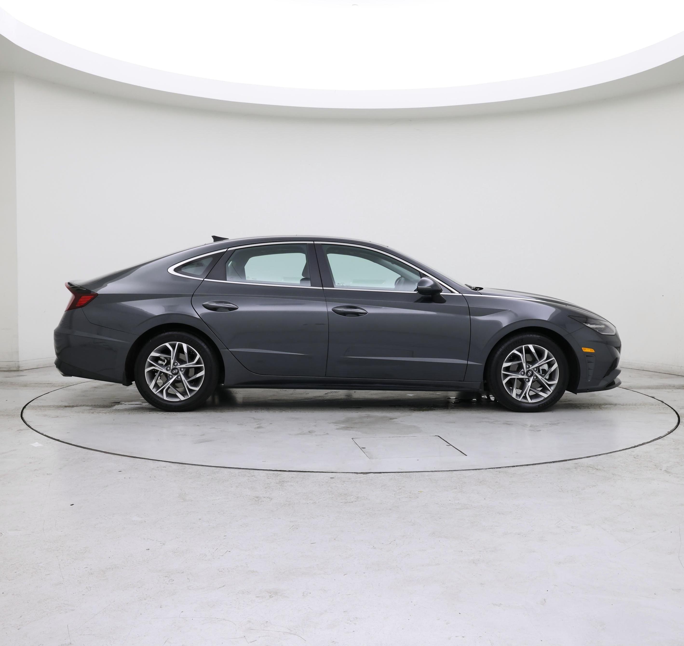 Thumbnail: 2023 Hyundai Sonata - 7