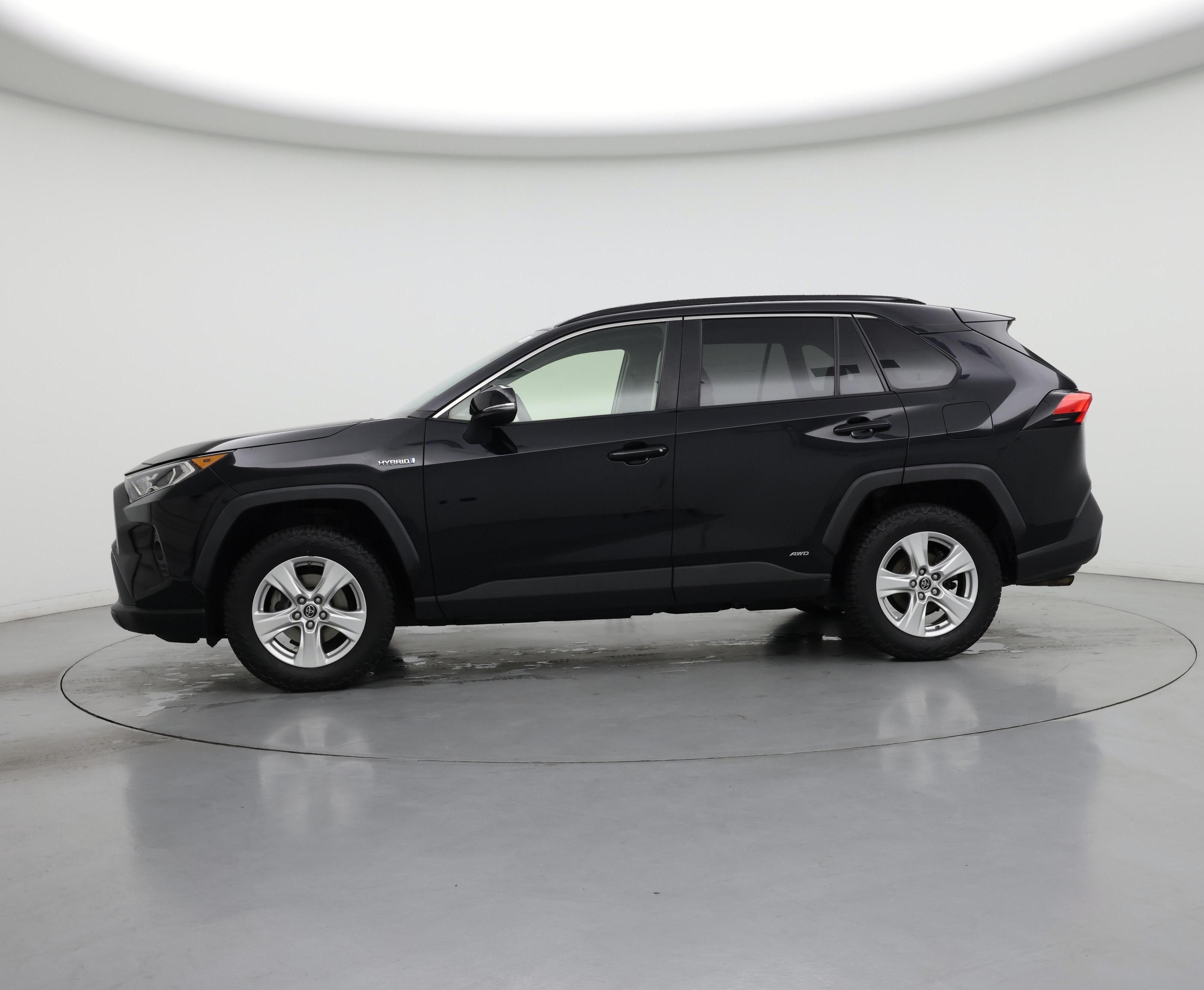 Thumbnail: 2019 Toyota RAV4 - 3