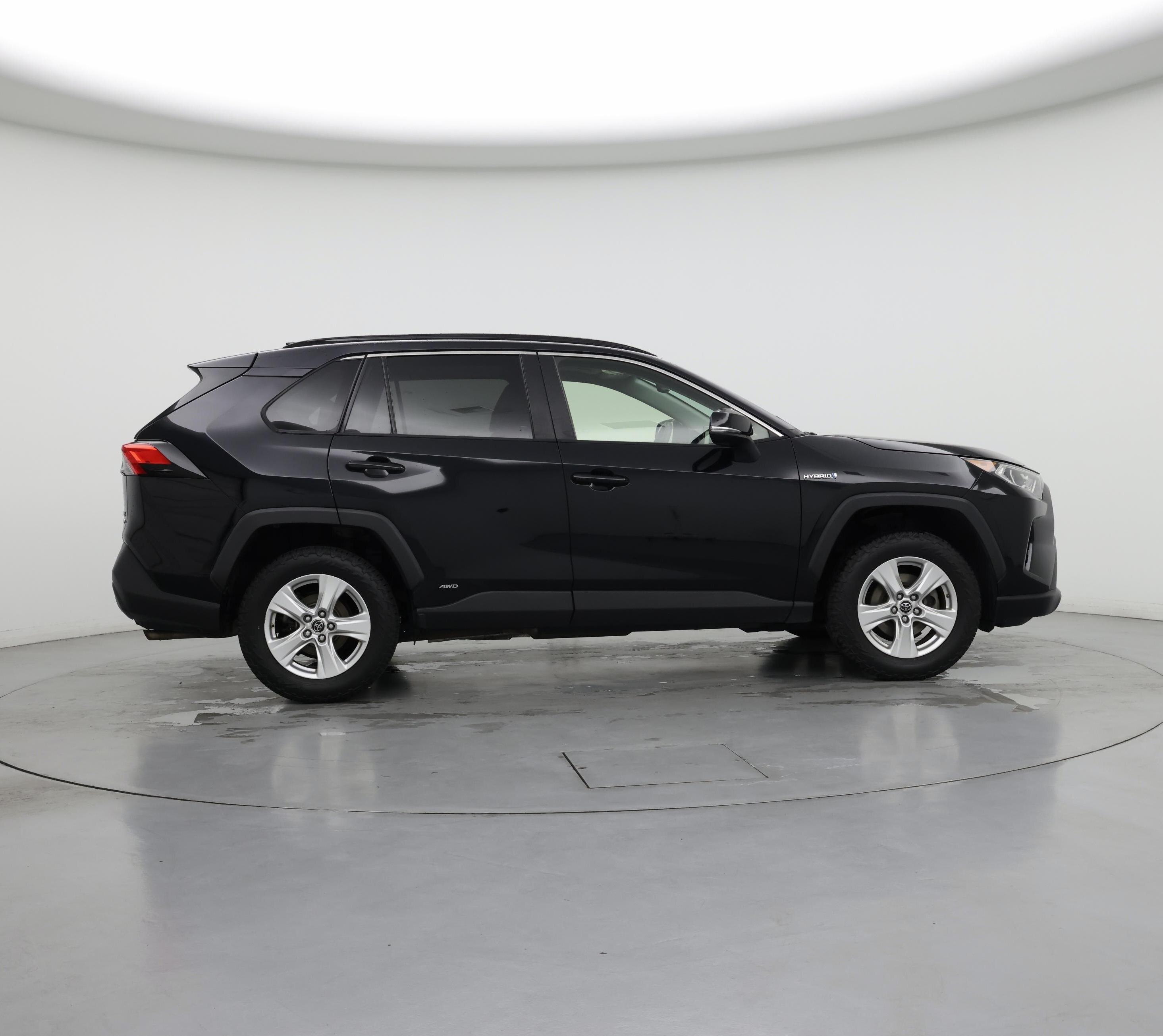 Thumbnail: 2019 Toyota RAV4 - 7
