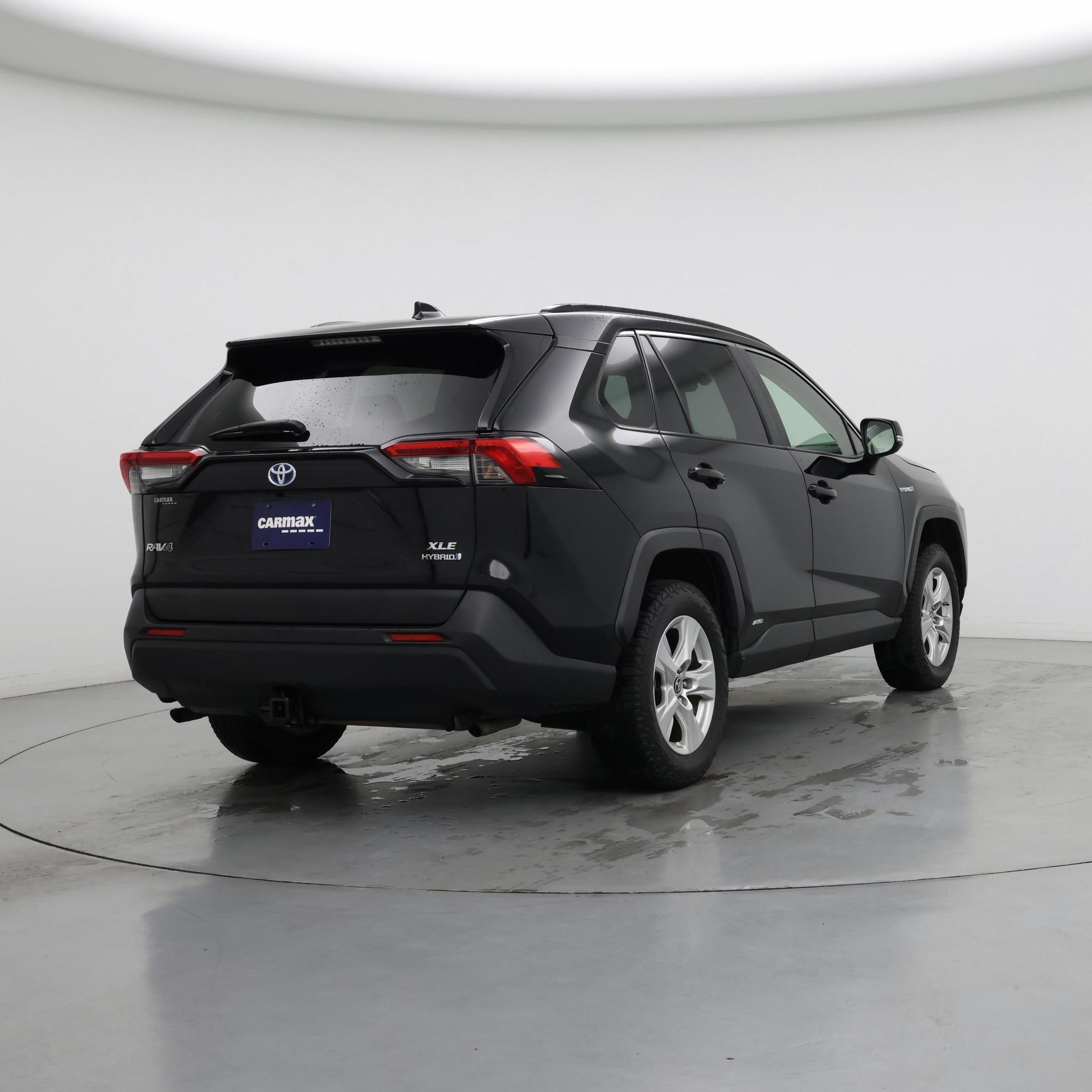 Thumbnail: 2019 Toyota RAV4 - 8