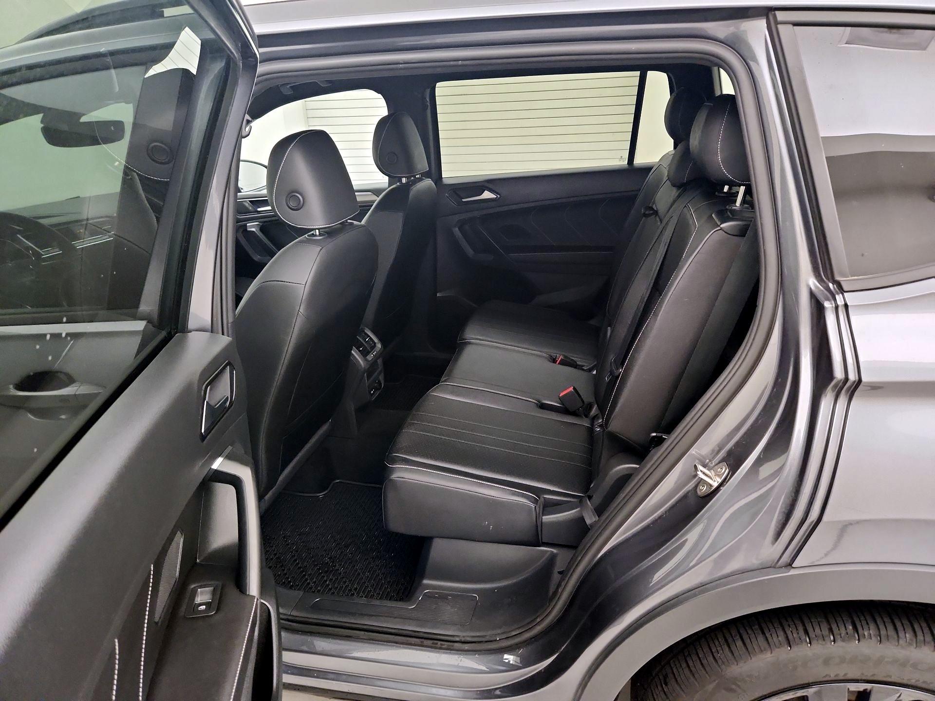 Thumbnail: 2023 Volkswagen Tiguan - 20