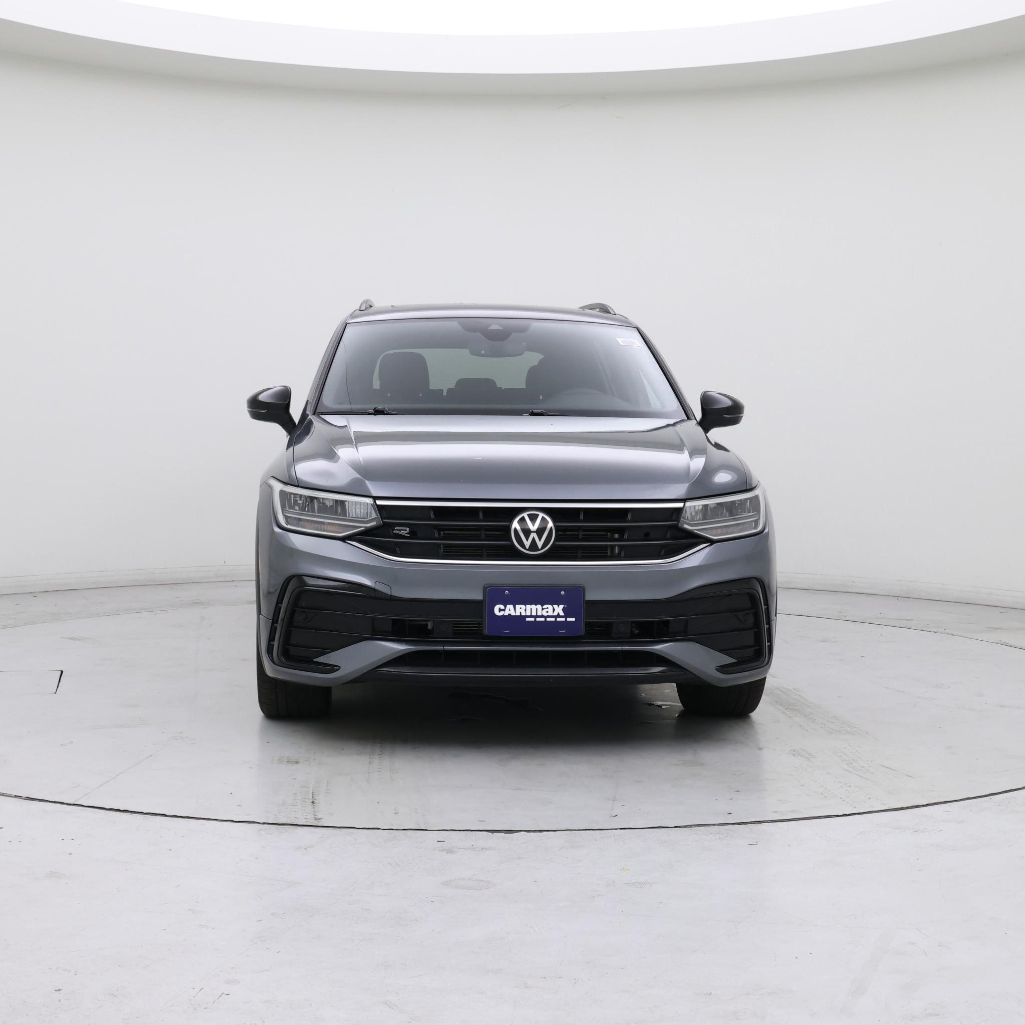 Thumbnail: 2023 Volkswagen Tiguan - 5