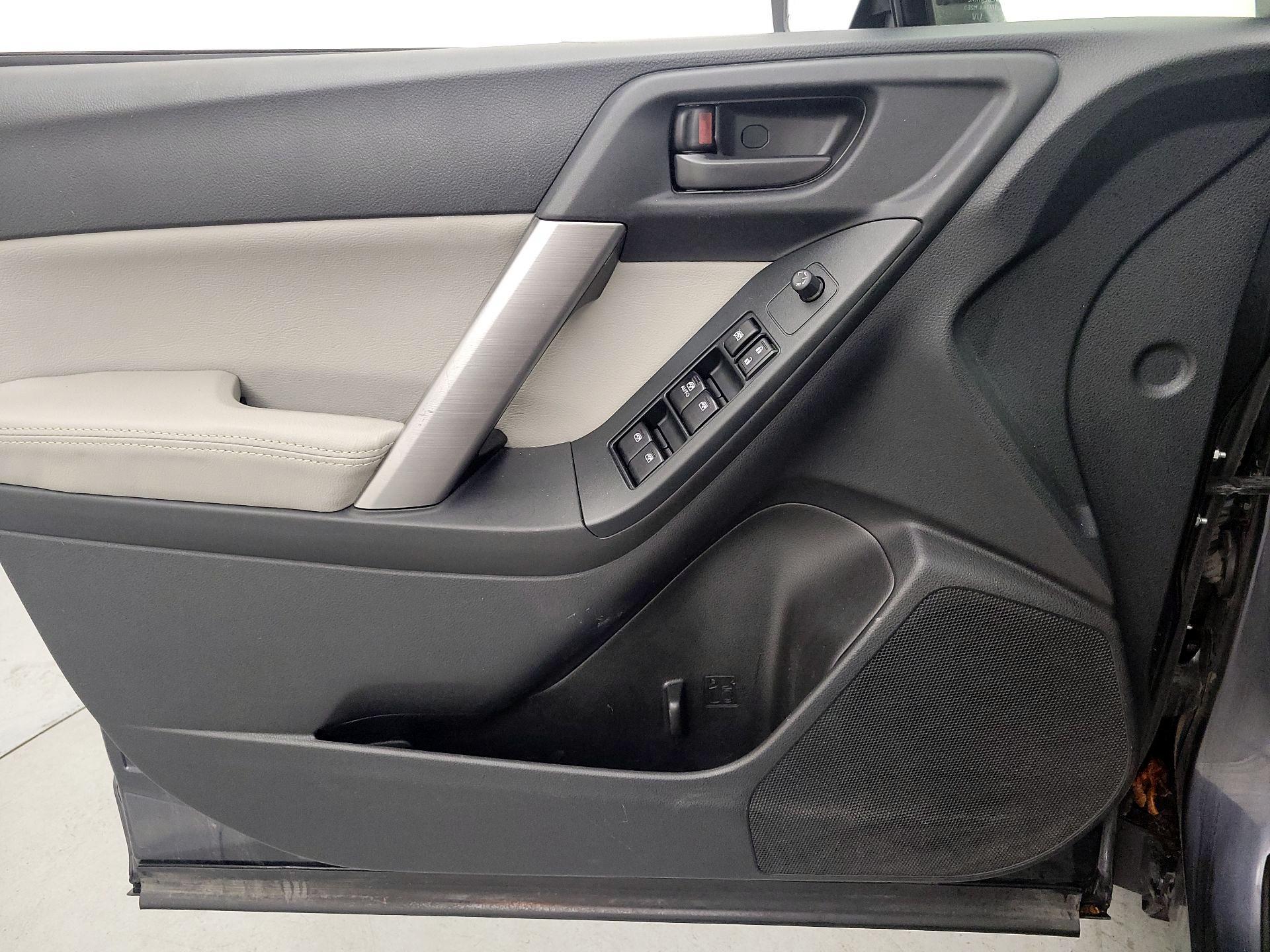 Thumbnail: 2014 Subaru Forester - 12