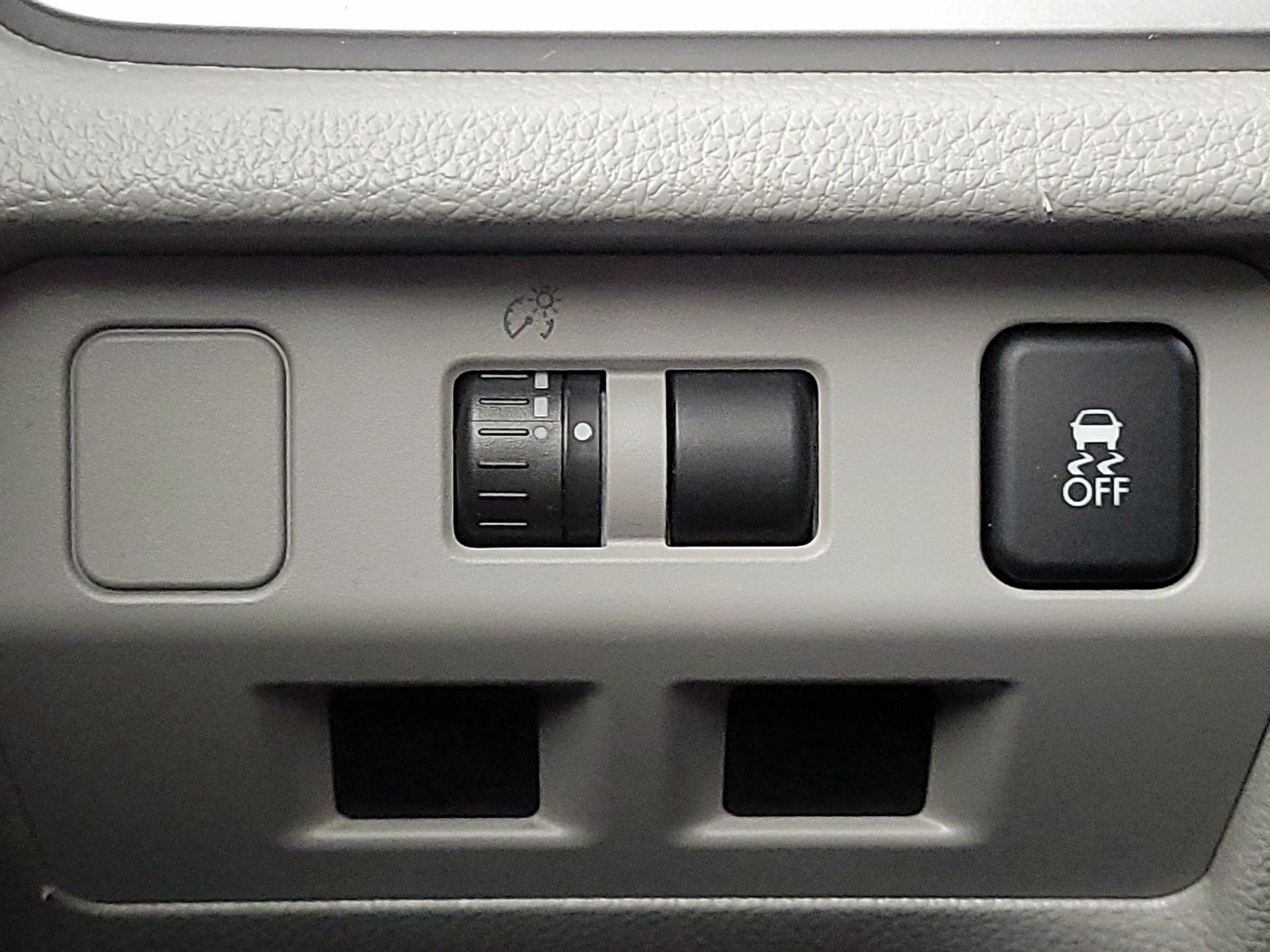 Thumbnail: 2014 Subaru Forester - 13