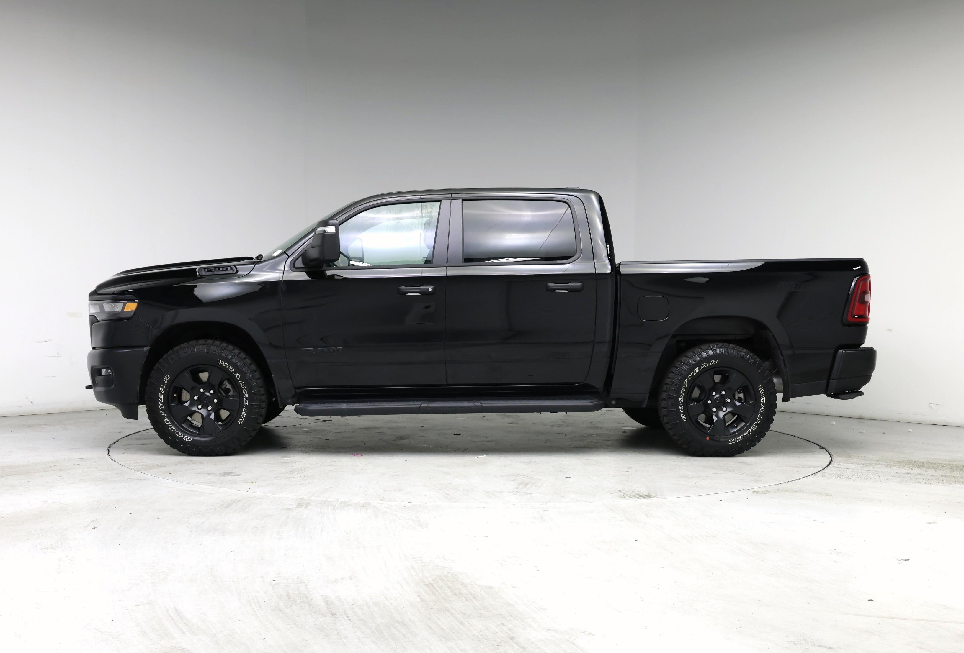 Thumbnail: 2025 RAM 1500 - 3