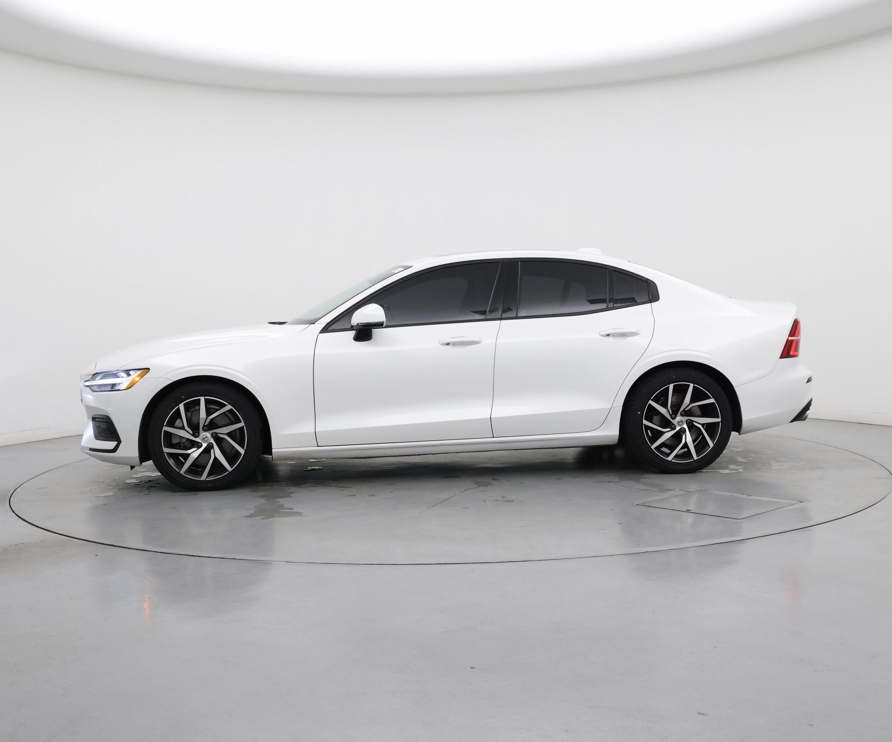 Thumbnail: 2020 Volvo S60 - 3