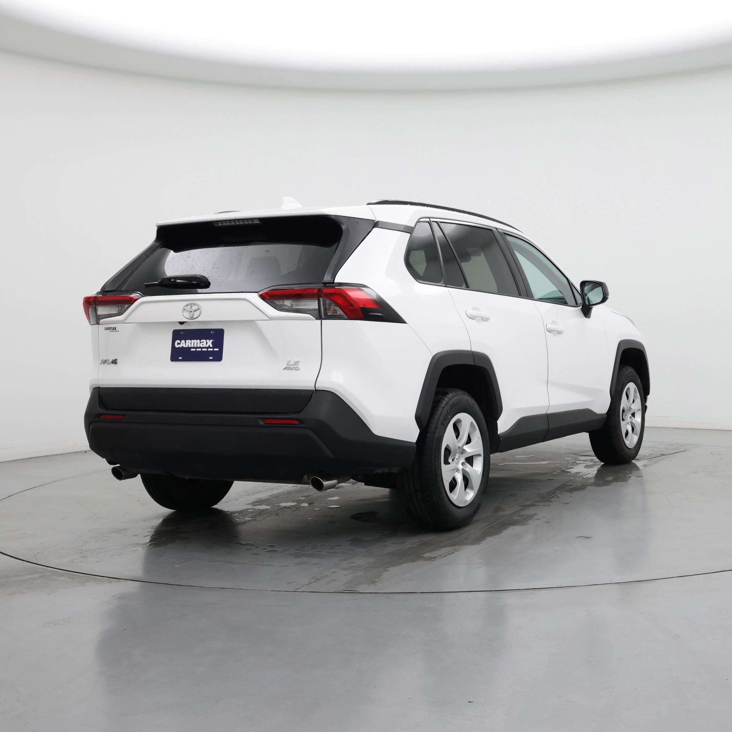 Thumbnail: 2019 Toyota RAV4 - 8