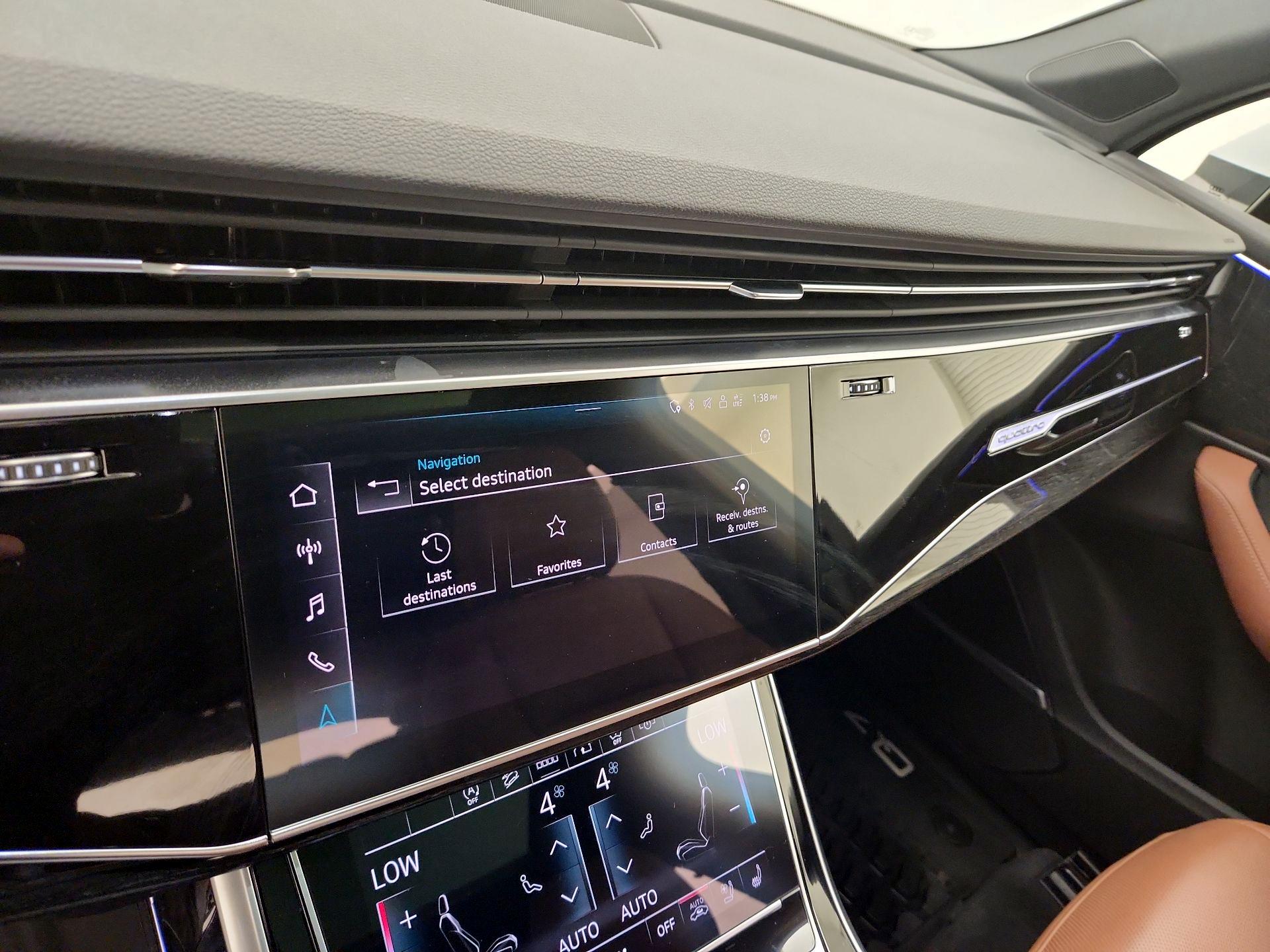 Thumbnail: 2021 Audi Q7 - 14