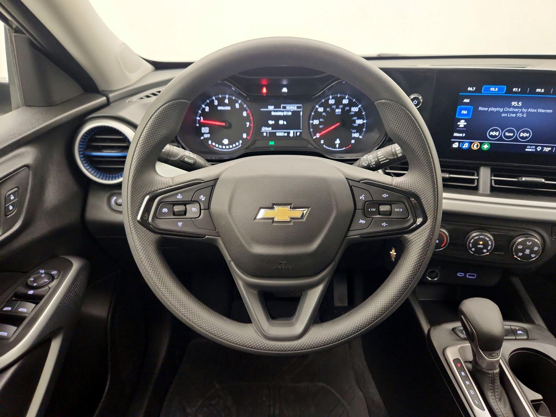 Thumbnail: 2025 Chevrolet Trax - 10