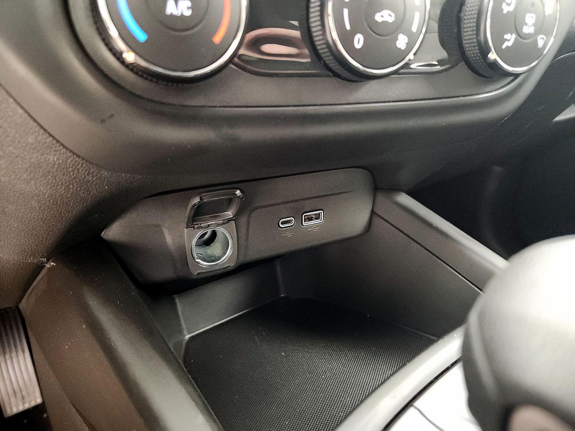 Thumbnail: 2025 Chevrolet Trax - 18