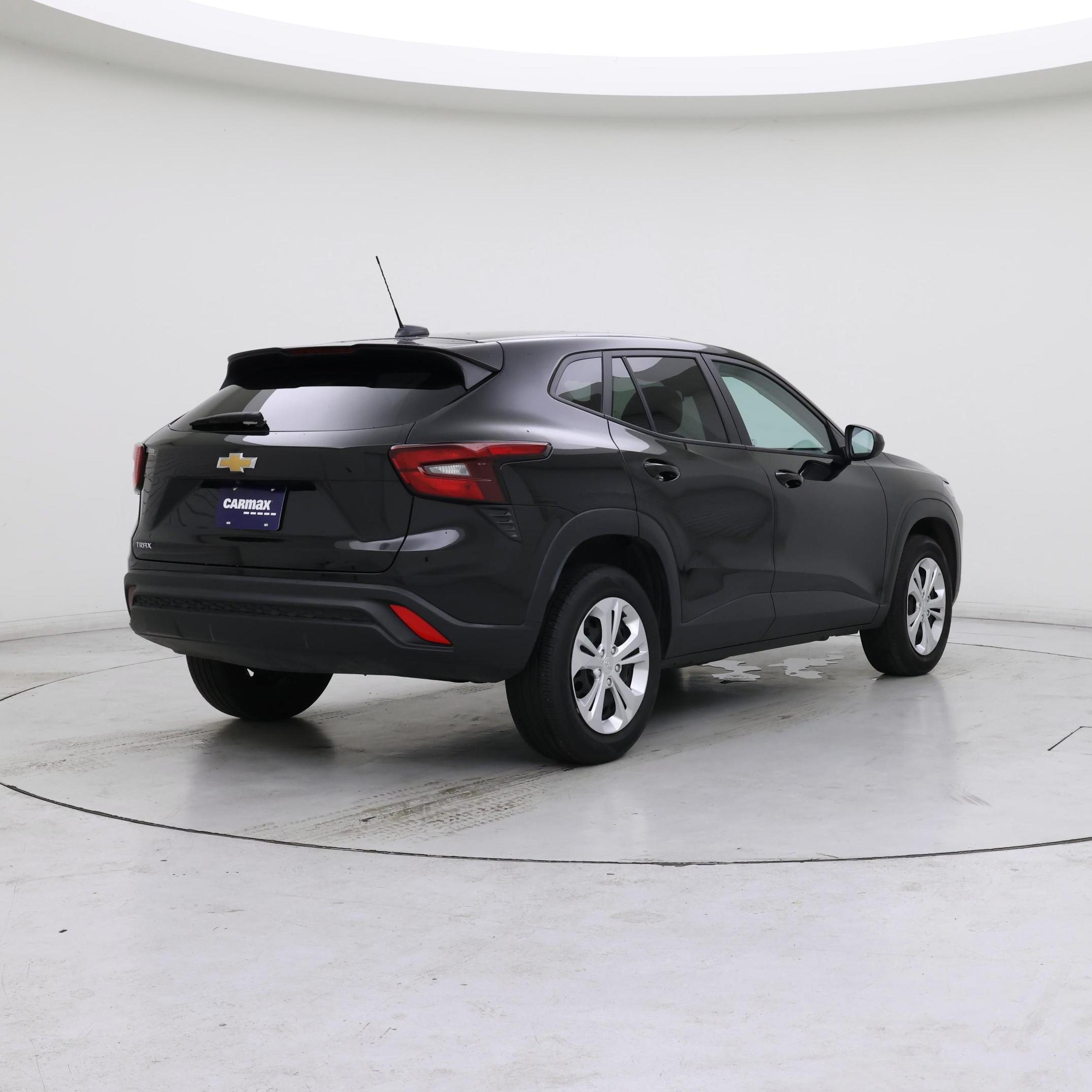 Thumbnail: 2025 Chevrolet Trax - 8