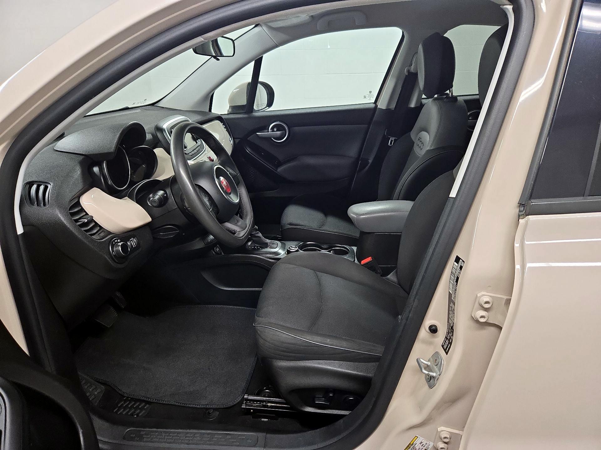 Thumbnail: 2016 Fiat 500X - 11