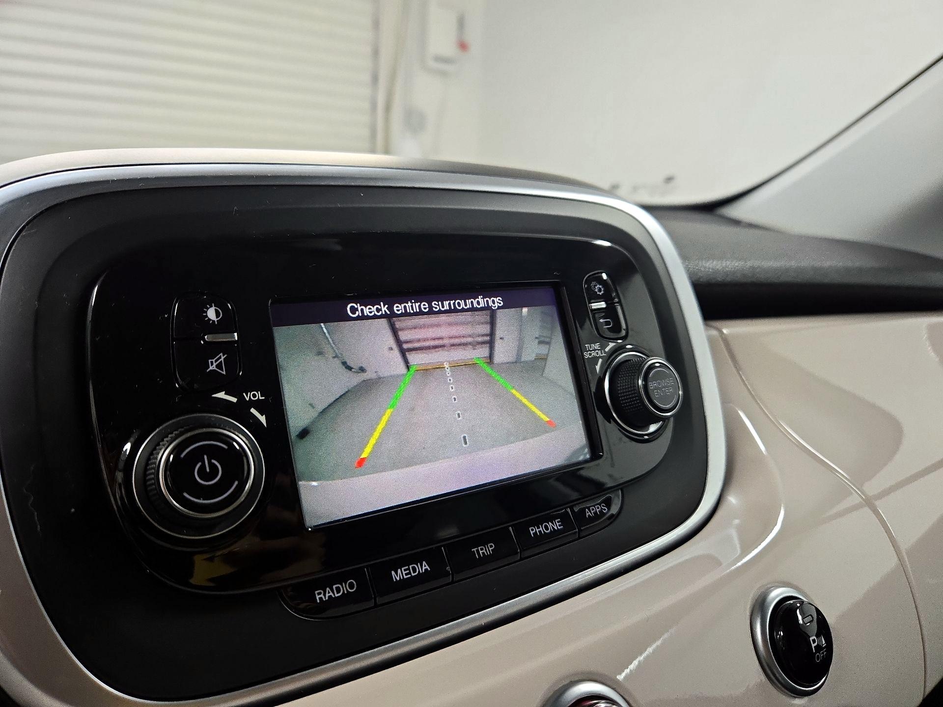 Thumbnail: 2016 Fiat 500X - 14