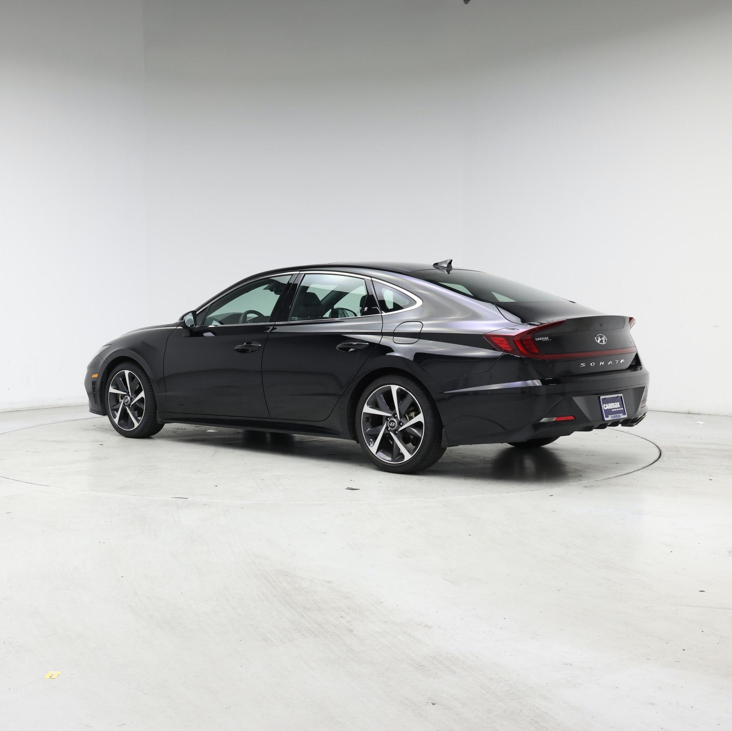 Thumbnail: 2023 Hyundai Sonata - 2