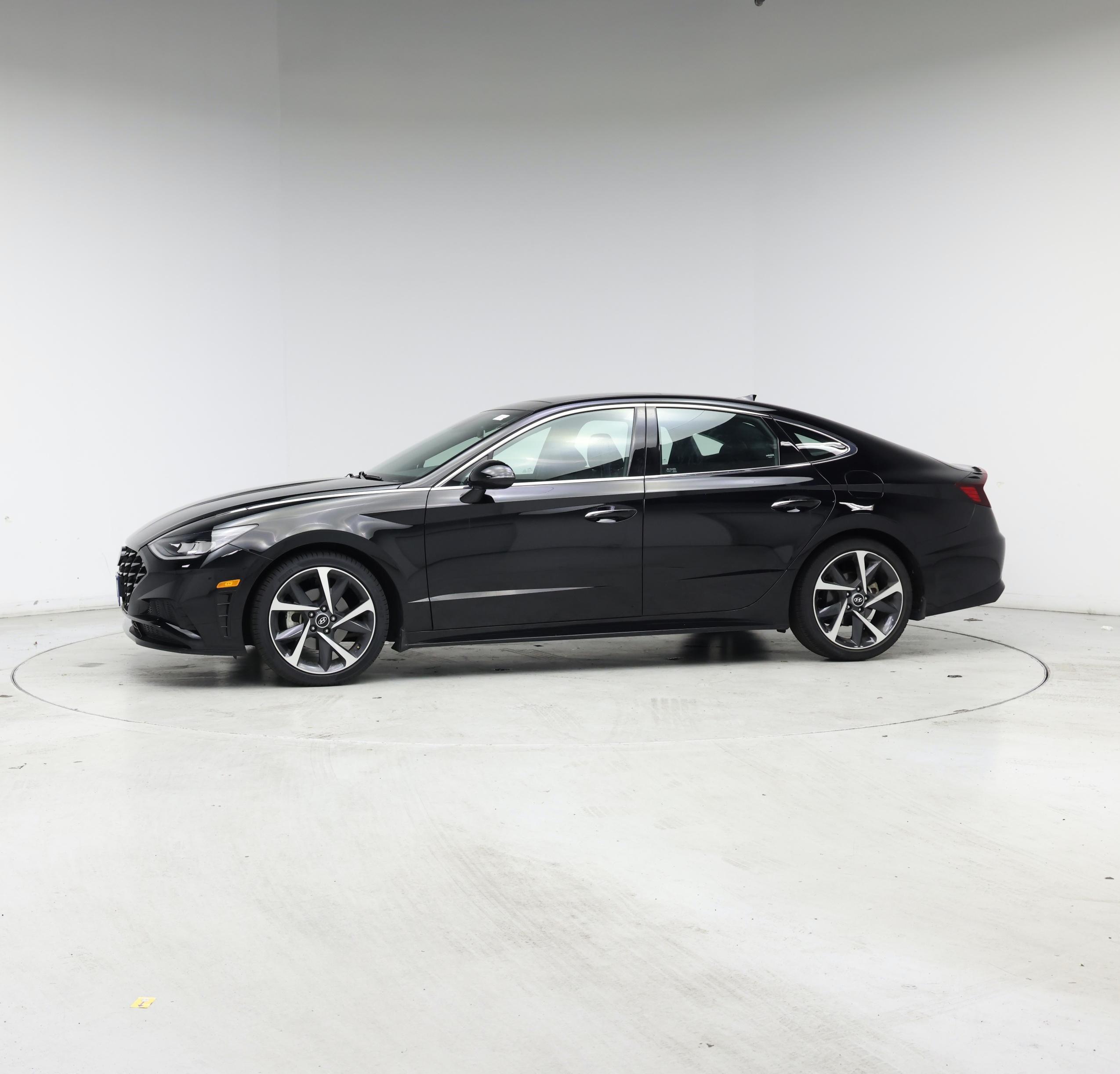 Thumbnail: 2023 Hyundai Sonata - 3