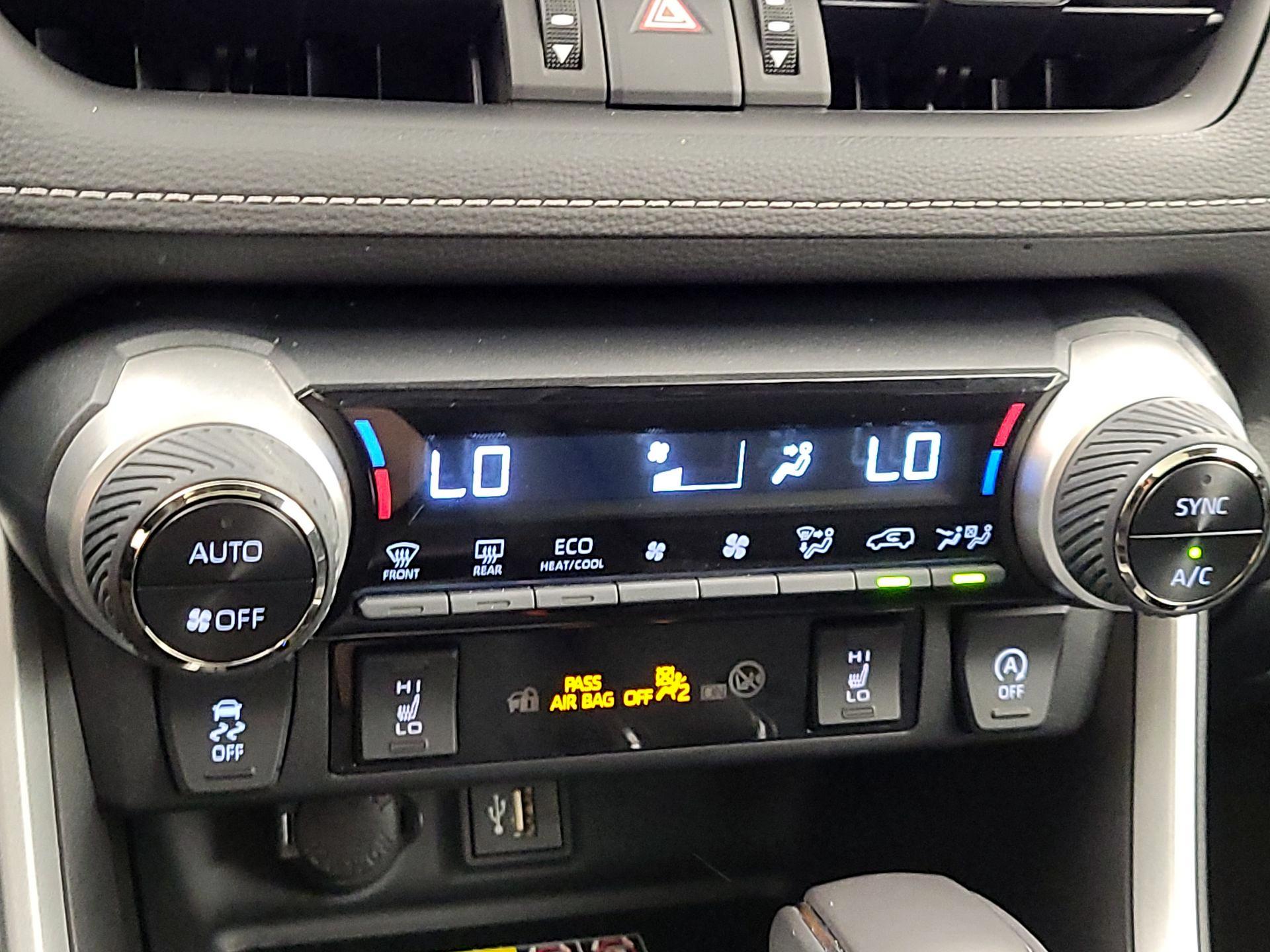 Thumbnail: 2023 Toyota RAV4 - 16