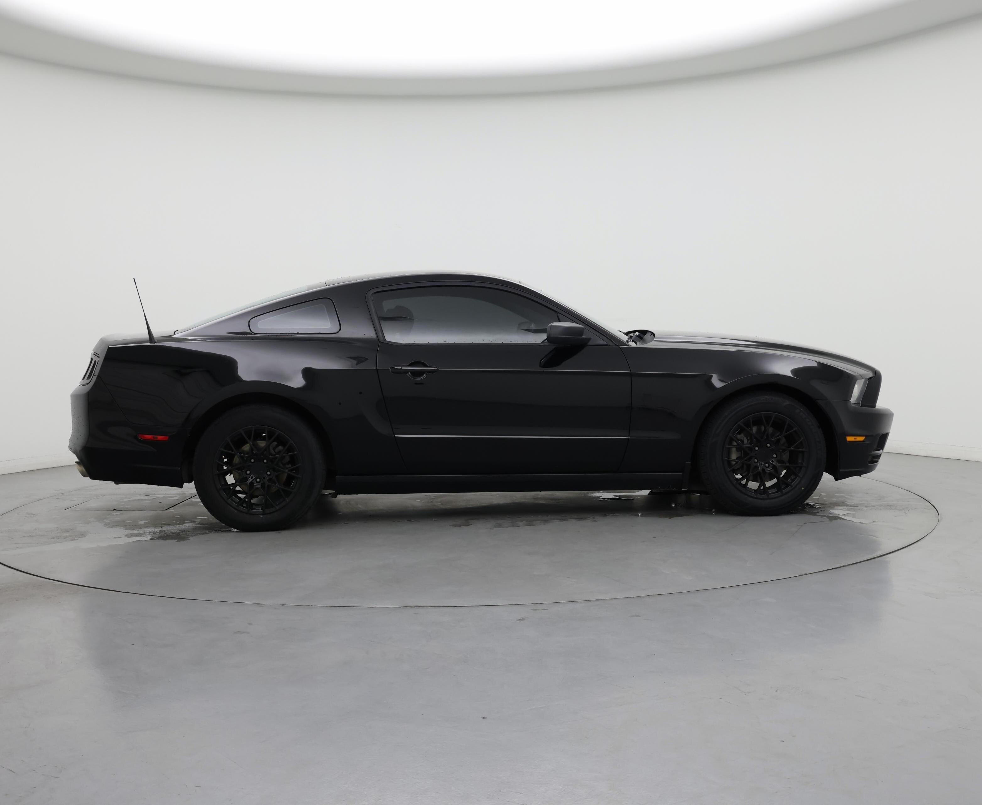 Thumbnail: 2014 Ford Mustang - 7