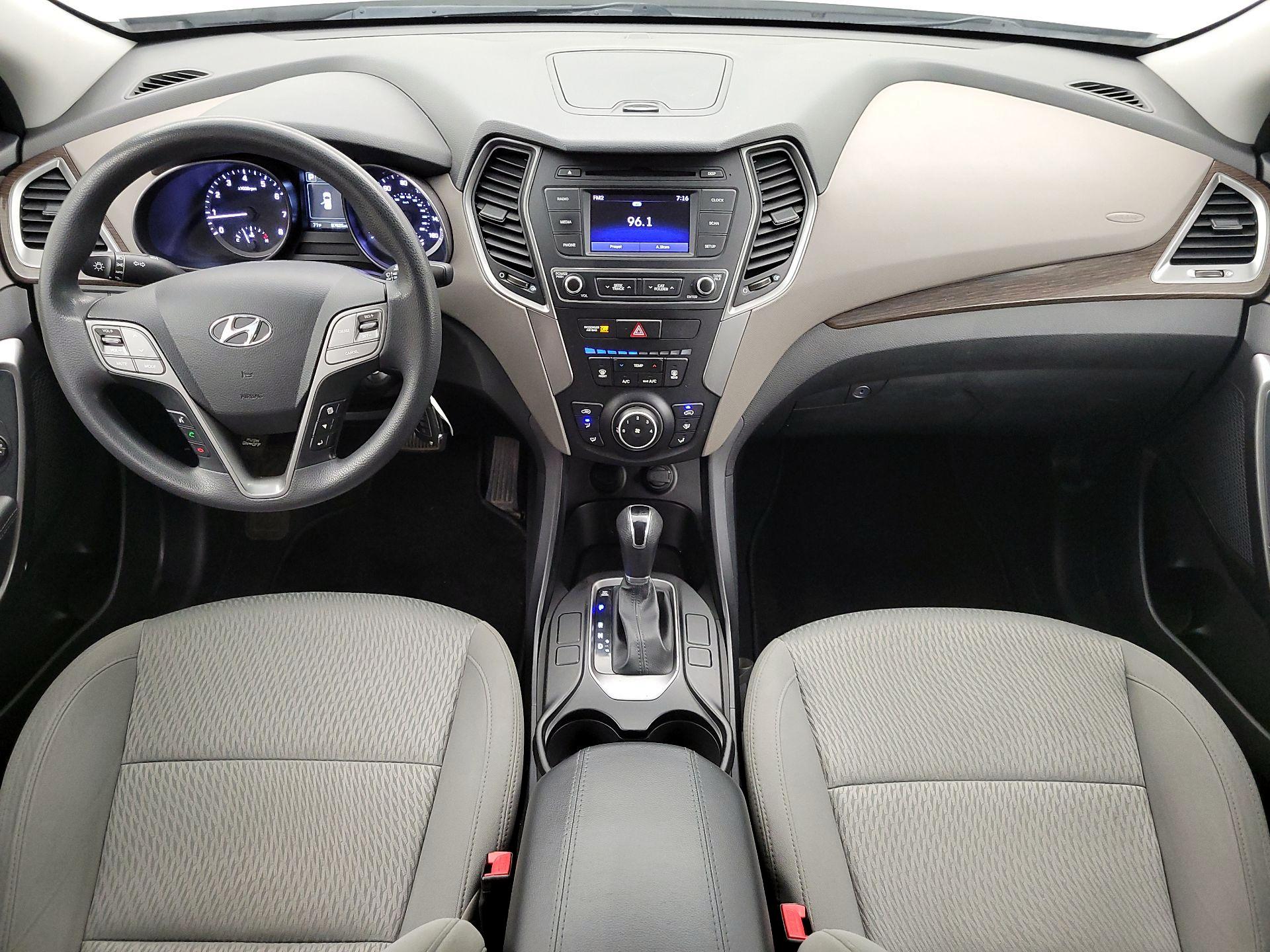 Thumbnail: 2017 Hyundai Santa Fe - 9