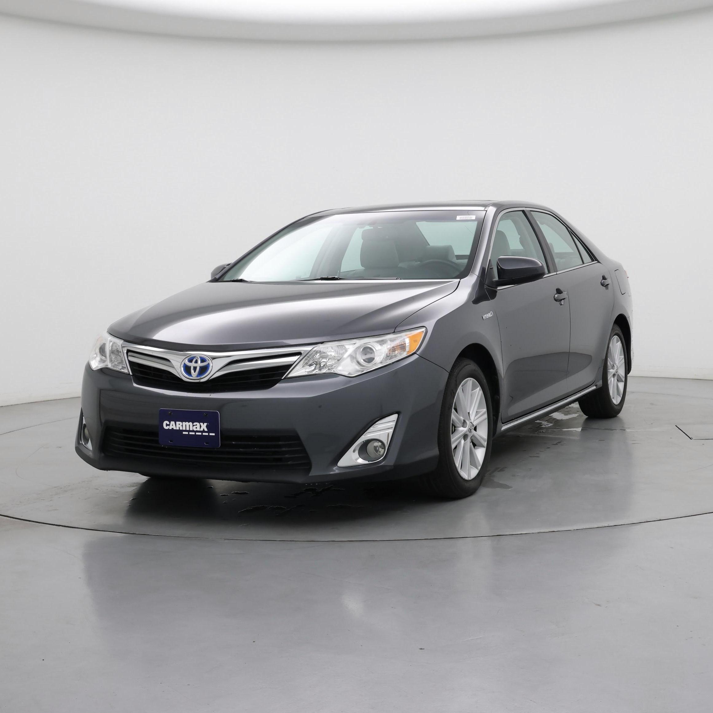 Thumbnail: 2013 Toyota Camry - 4