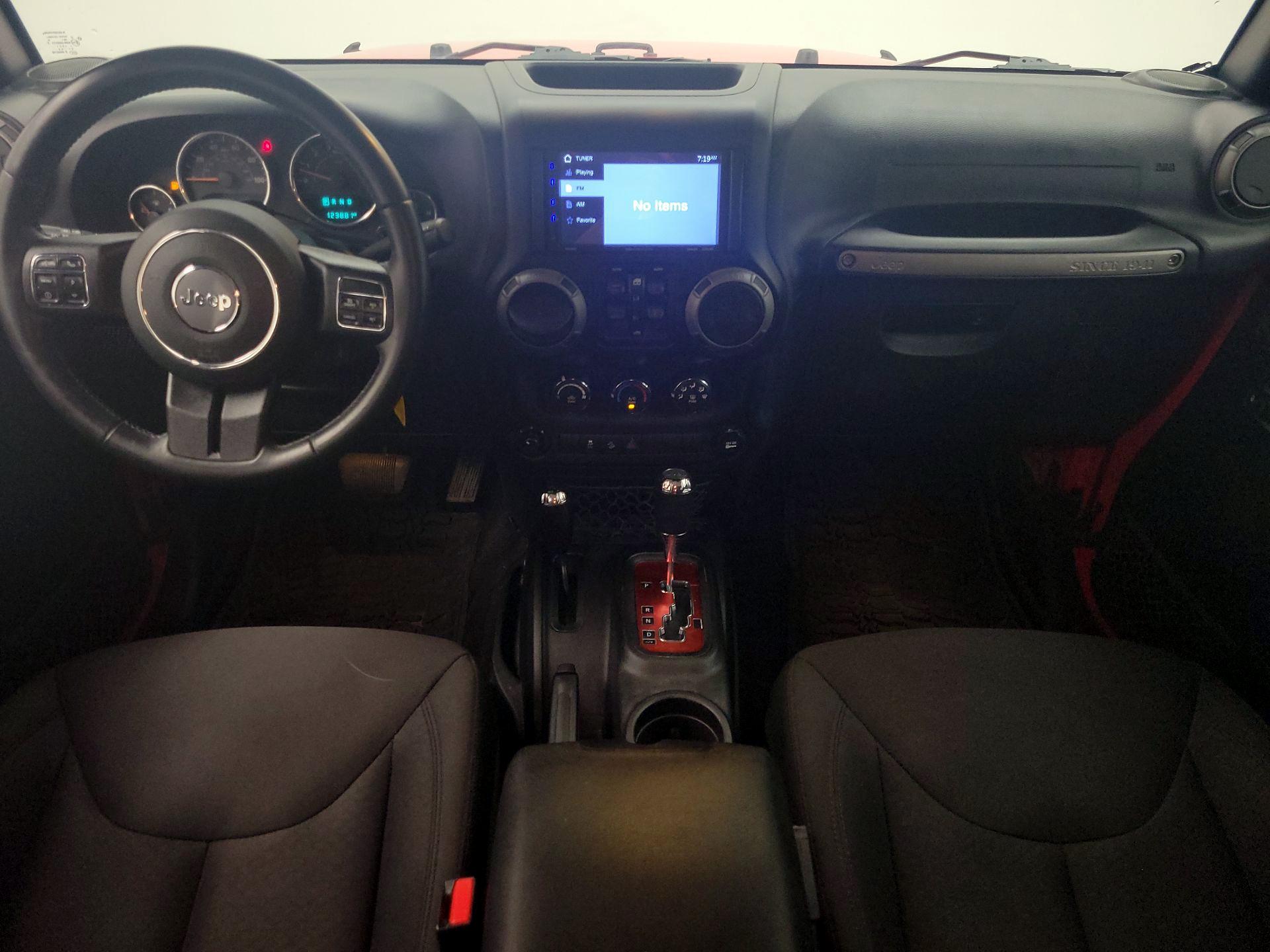 Thumbnail: 2017 Jeep Wrangler - 9