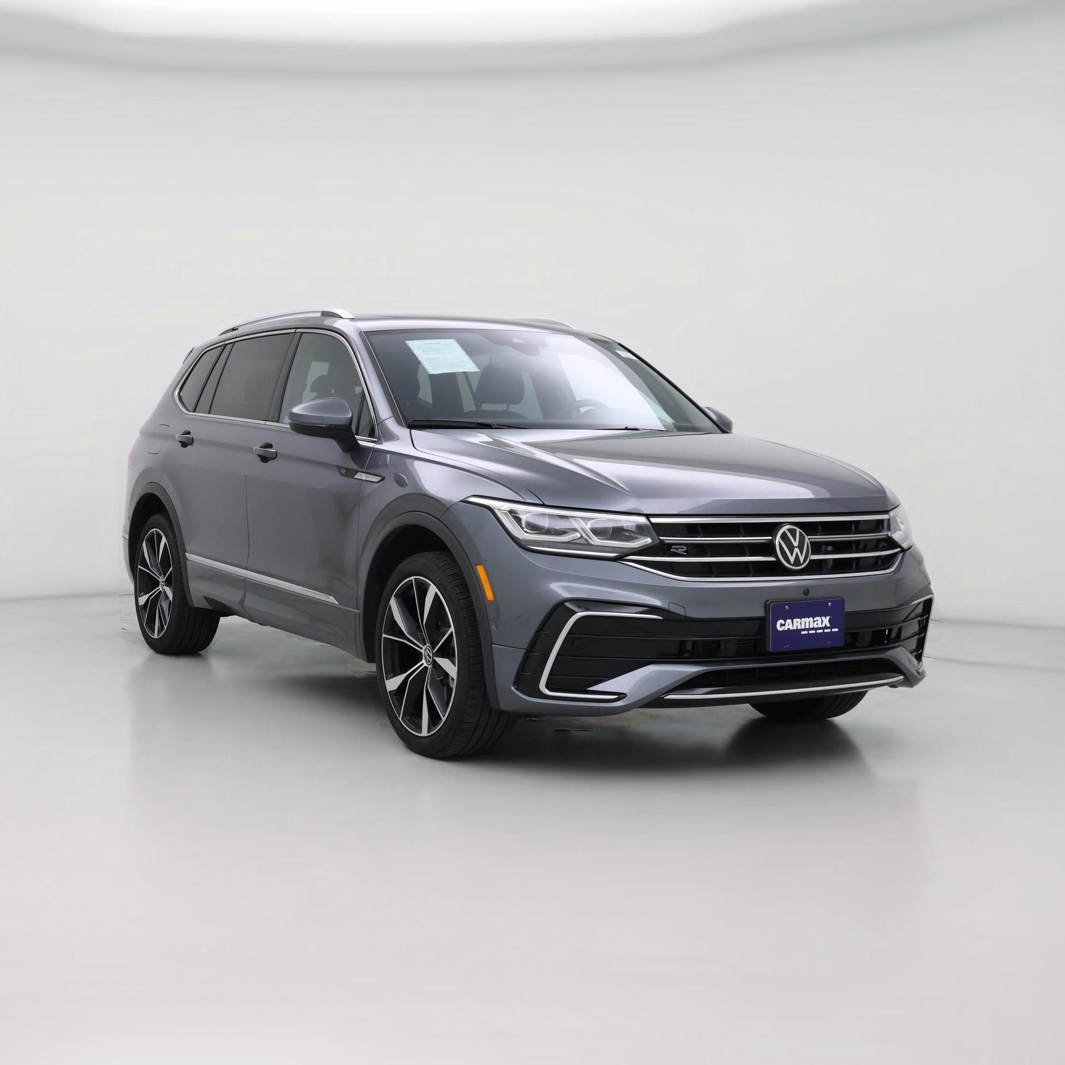 Thumbnail: 2022 Volkswagen Tiguan - 1