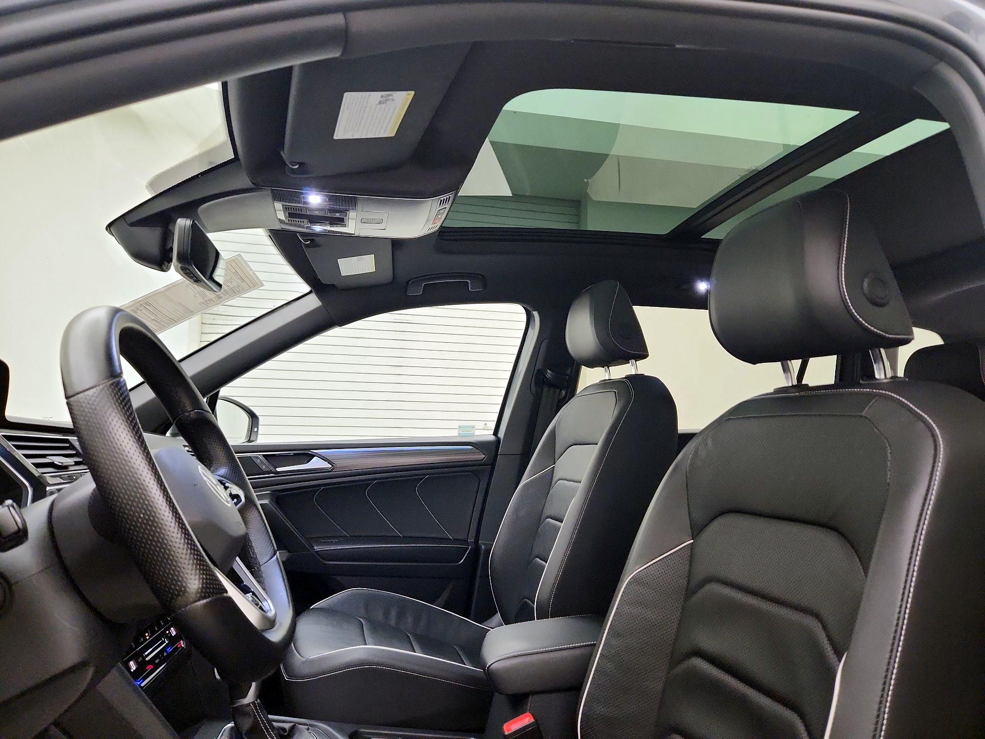 Thumbnail: 2022 Volkswagen Tiguan - 20