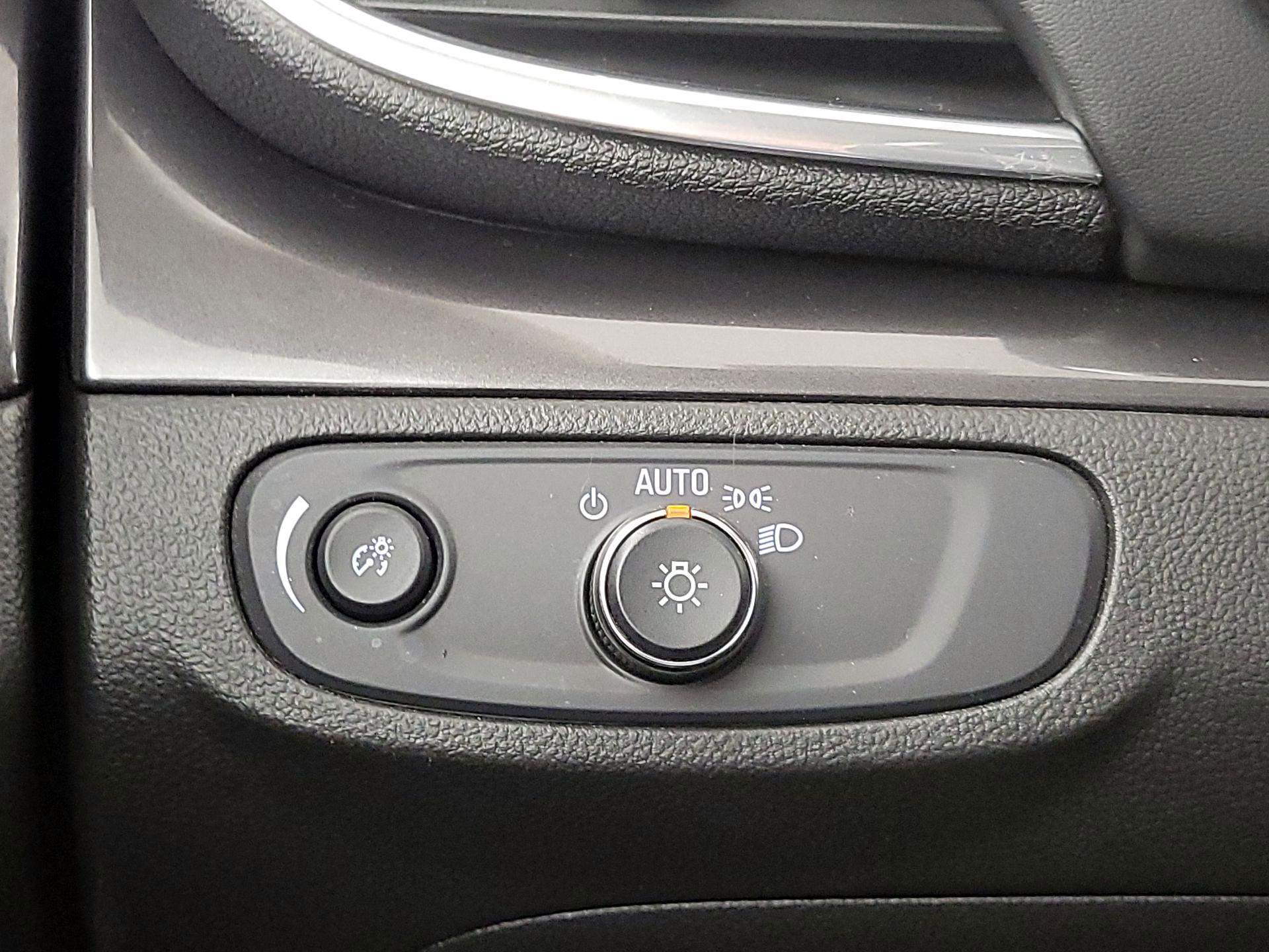 Thumbnail: 2019 Buick Encore - 13