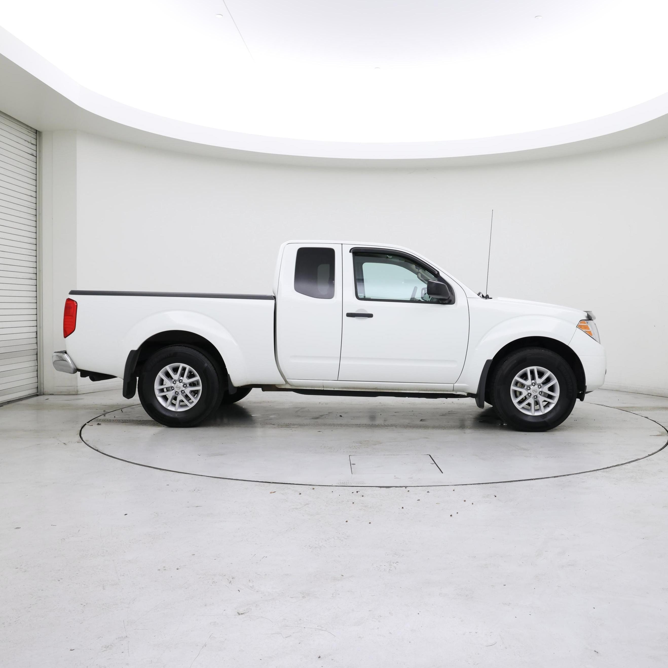 Thumbnail: 2017 Nissan Frontier - 7