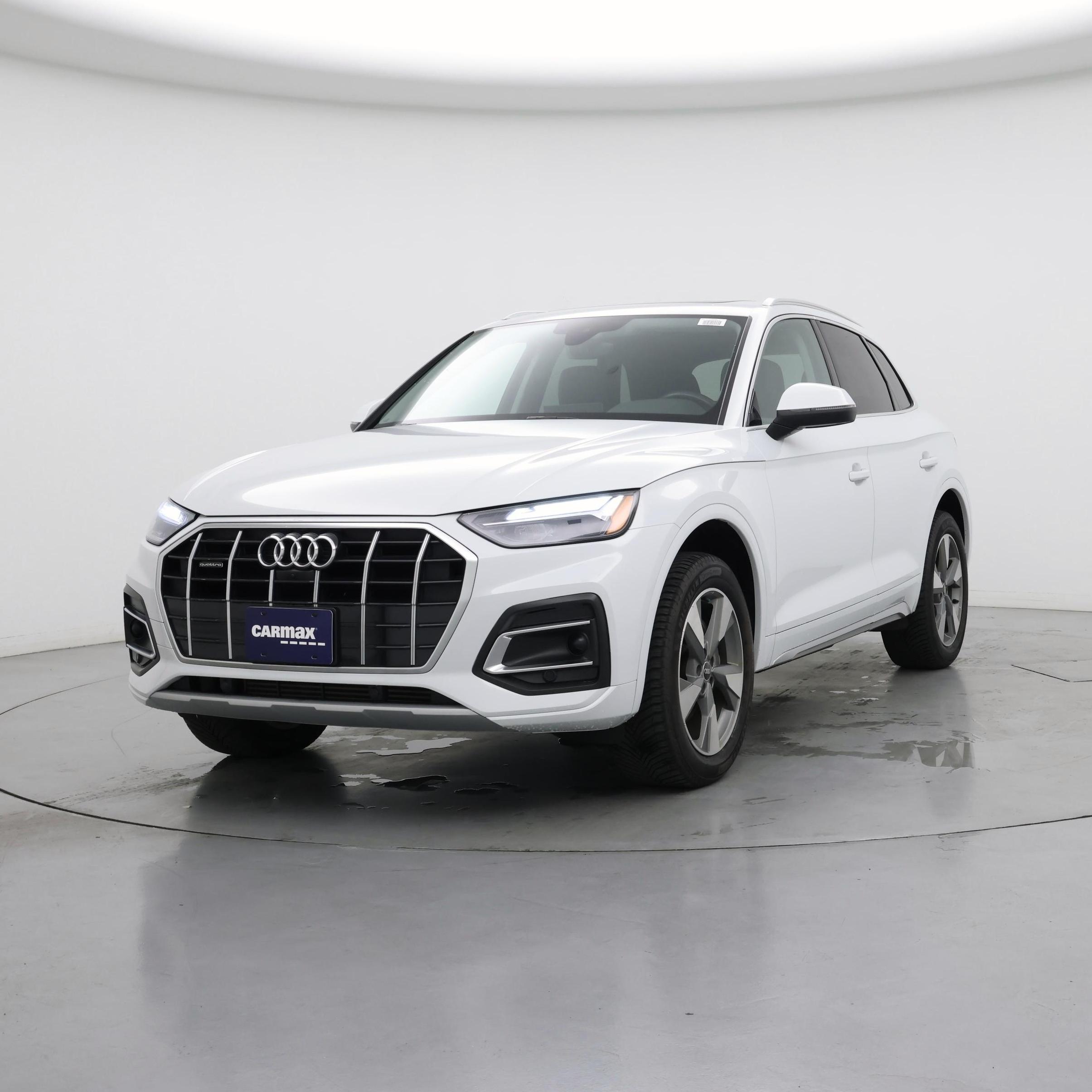 Thumbnail: 2023 Audi Q5 - 4