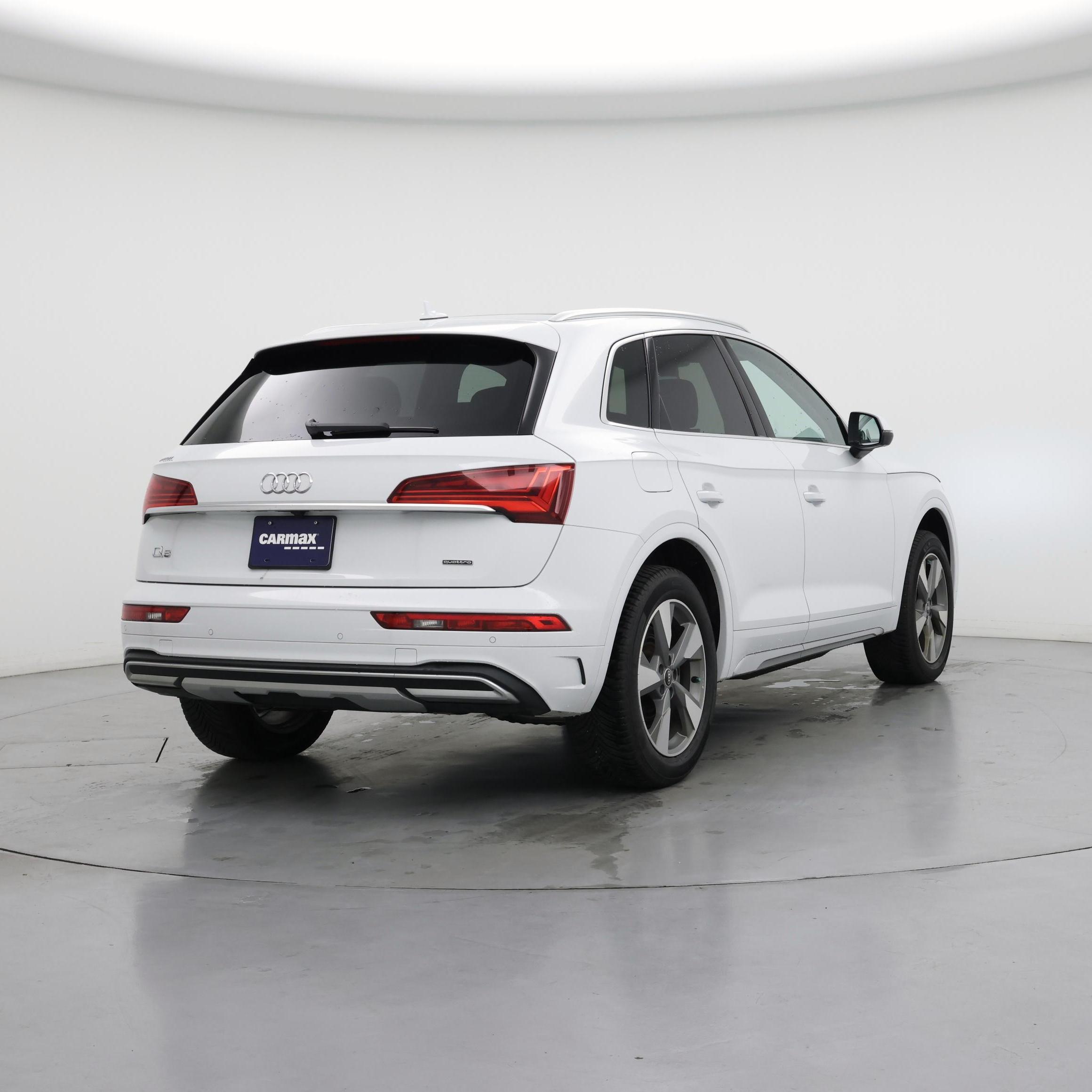 Thumbnail: 2023 Audi Q5 - 8