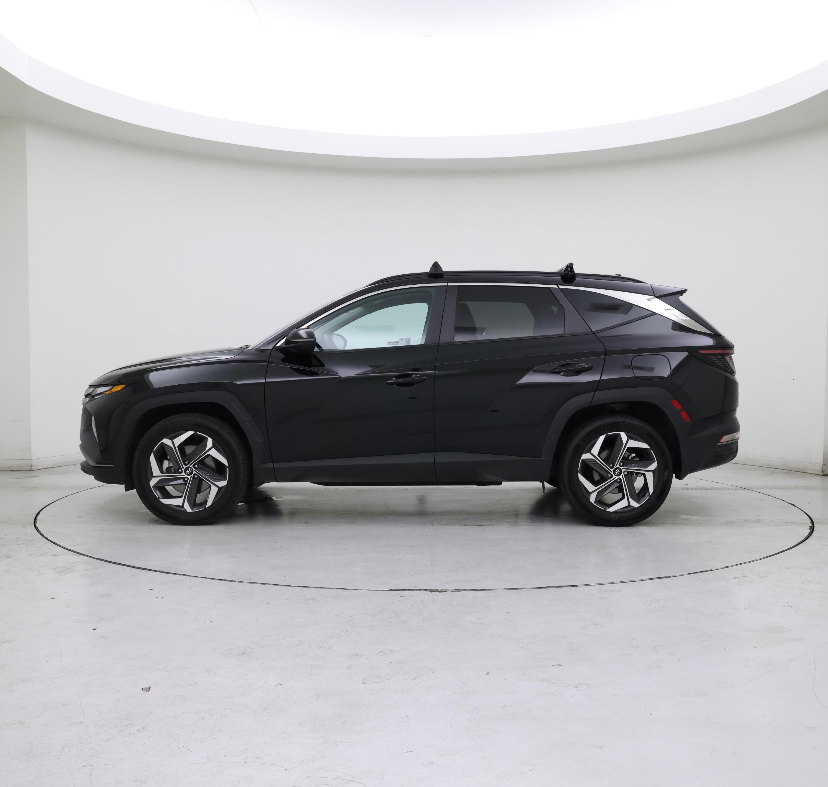 Thumbnail: 2024 Hyundai Tucson - 3