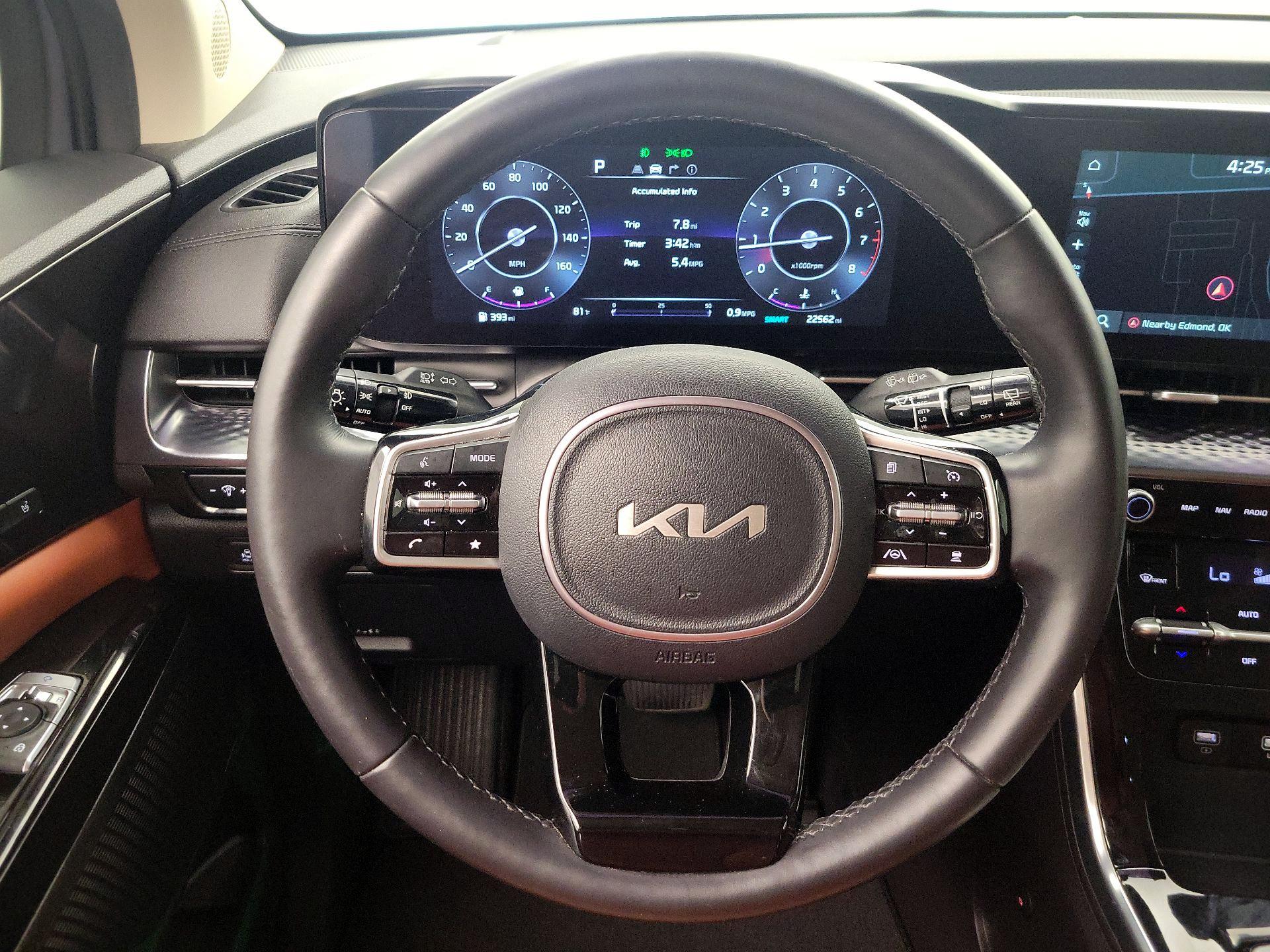 Thumbnail: 2024 Kia Carnival - 10