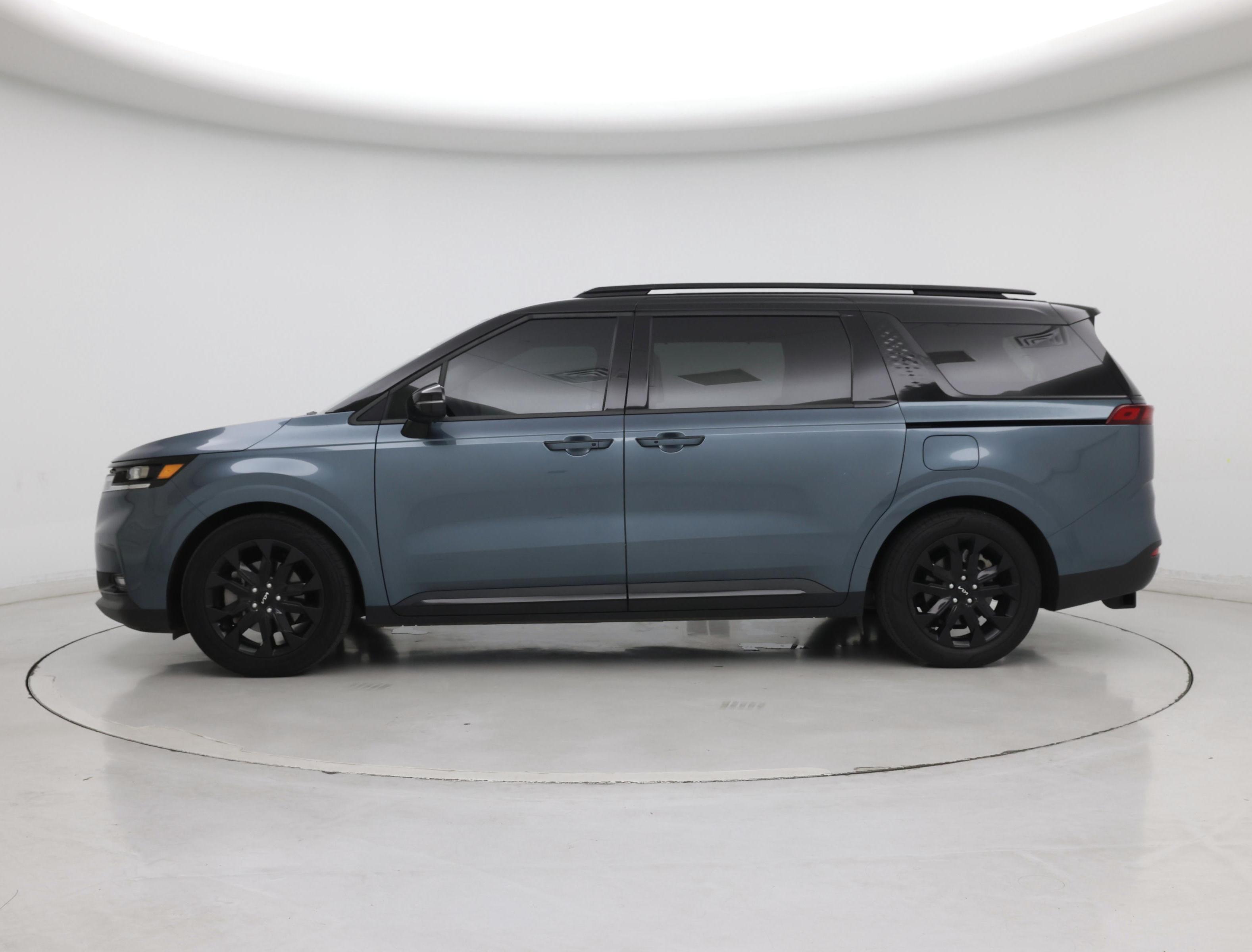 Thumbnail: 2024 Kia Carnival - 3